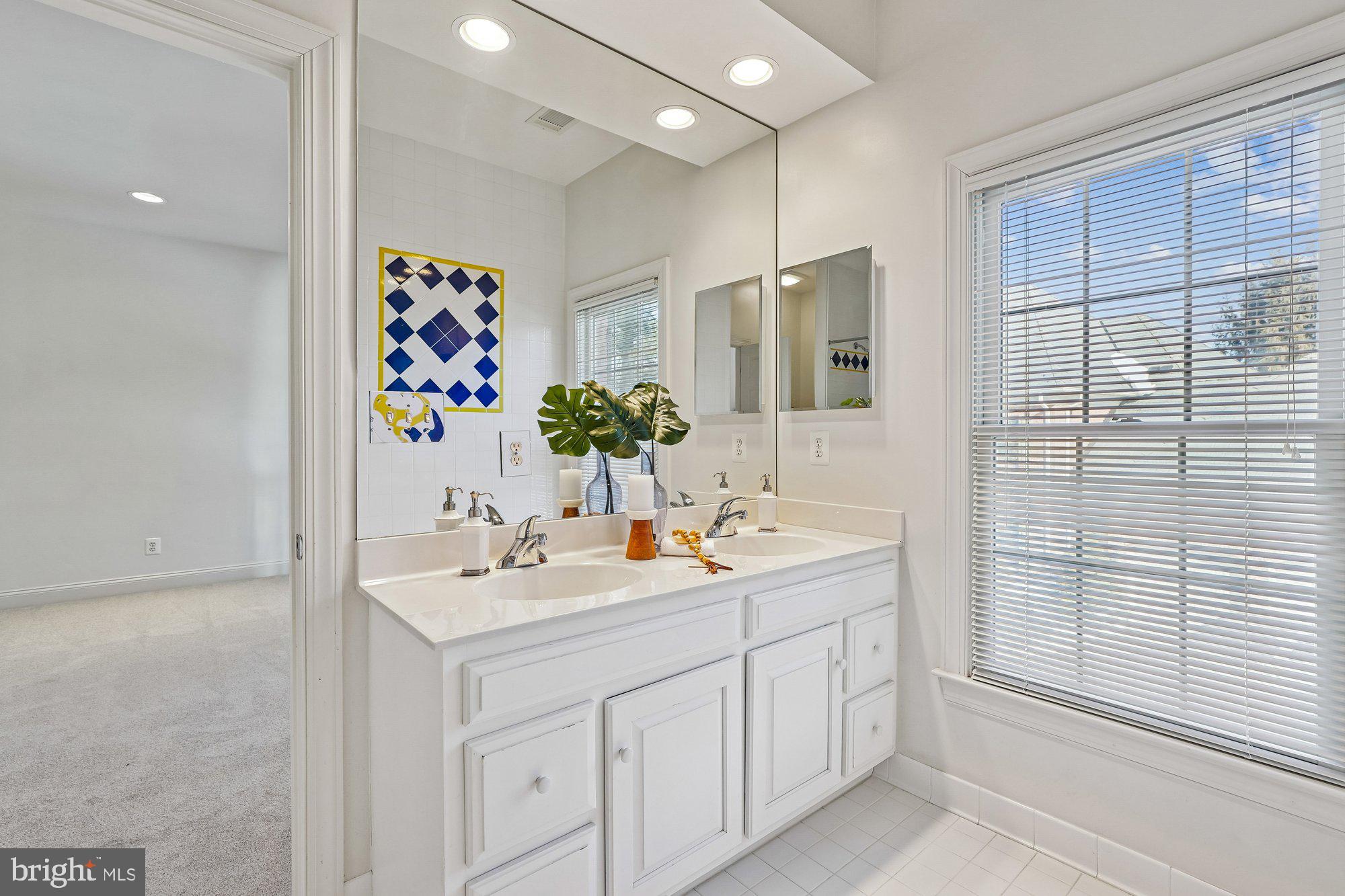 AVENEL - Residential