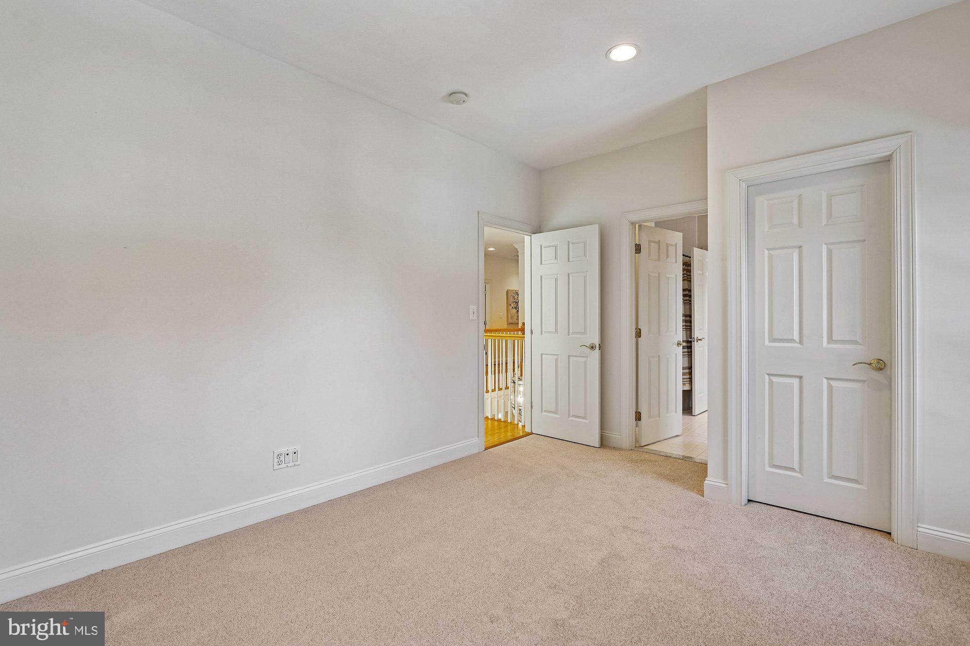 AVENEL - Residential