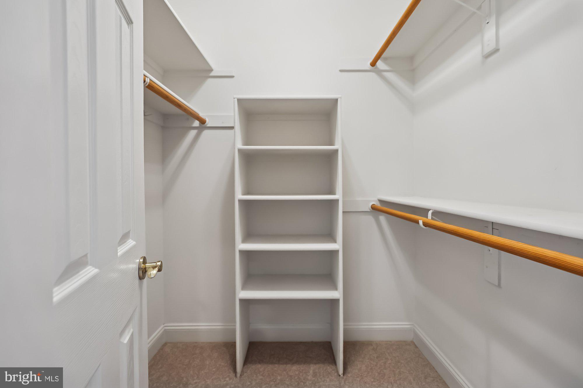 AVENEL - Residential