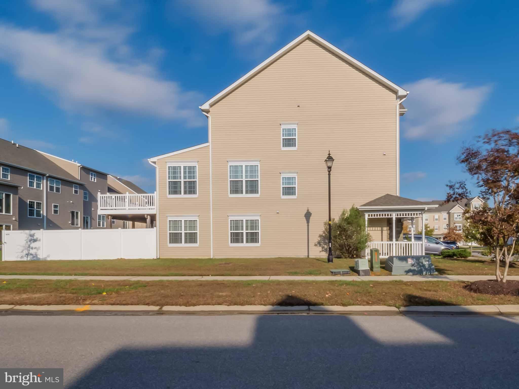 WHISPERING WOODS - Residential Lease