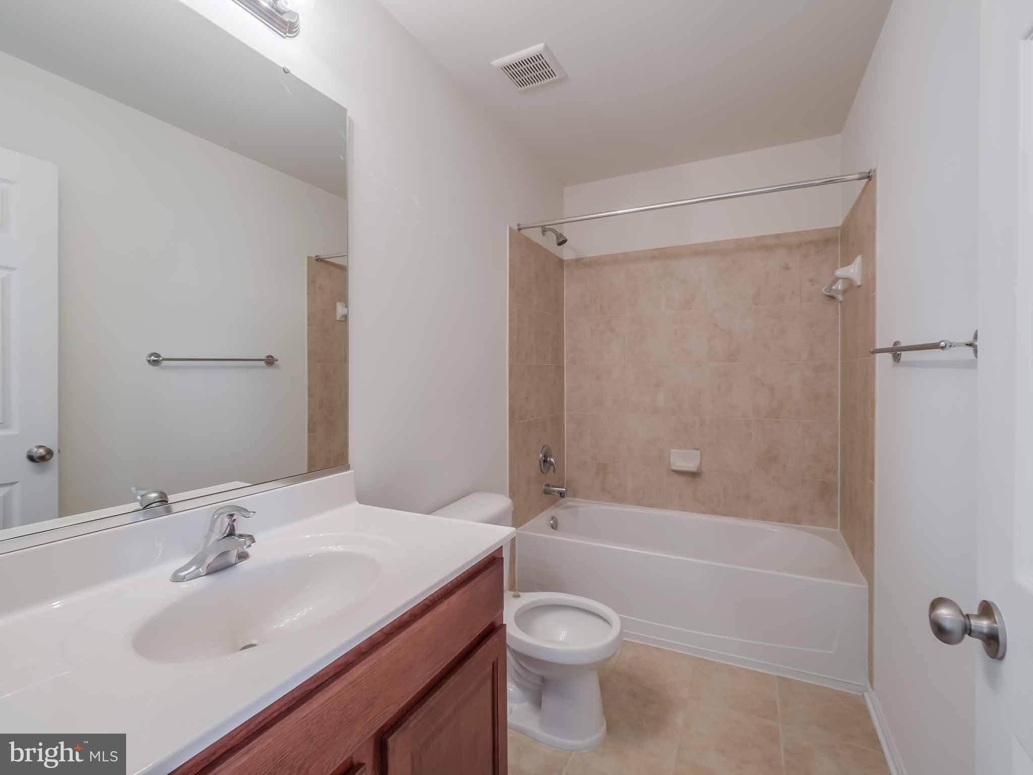 WHISPERING WOODS - Residential Lease