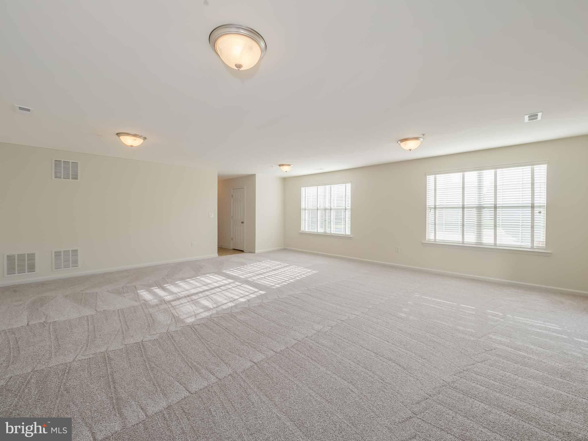 WHISPERING WOODS - Residential Lease