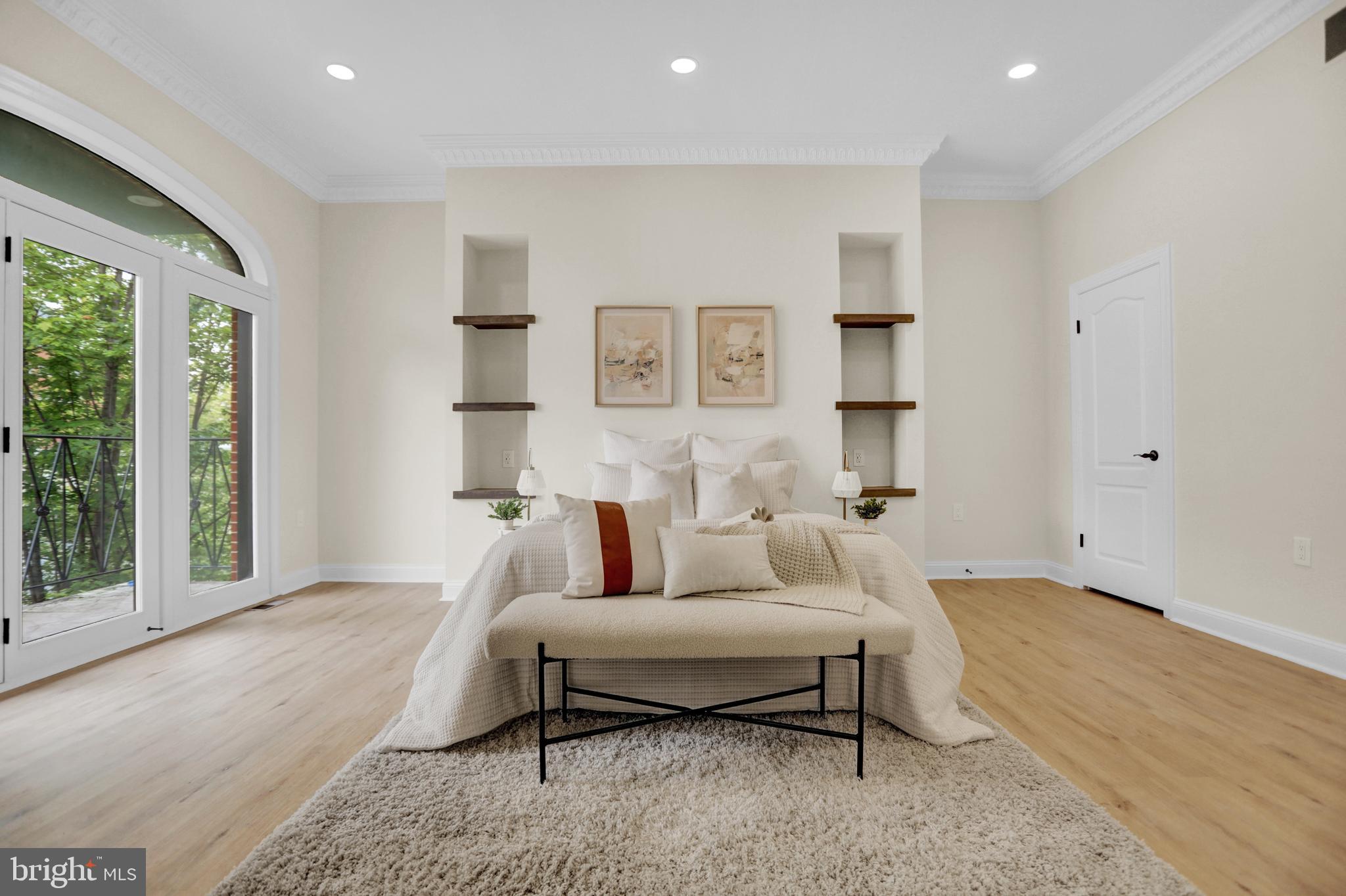 LITTLE ITALY - Residential