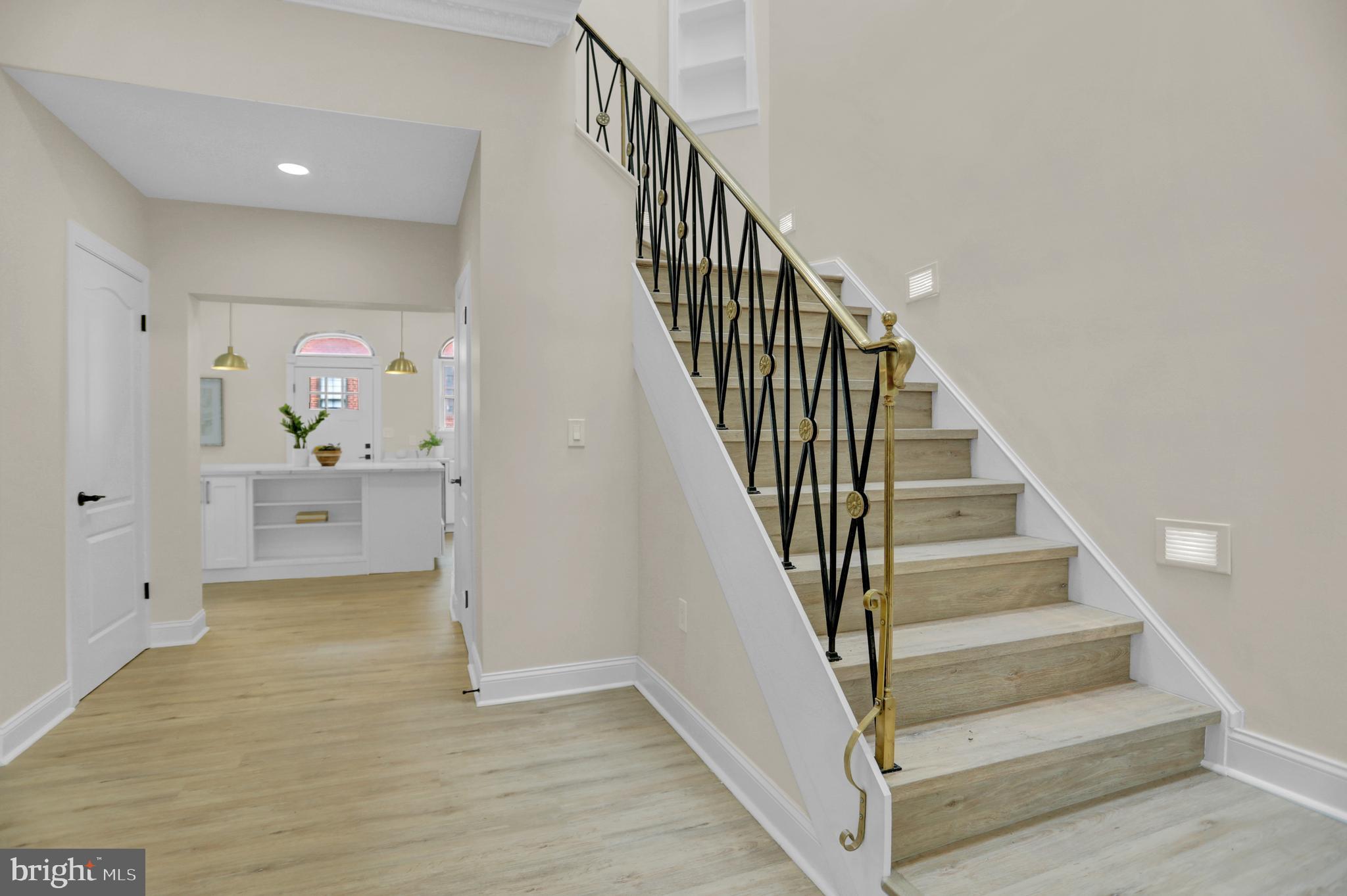 LITTLE ITALY - Residential