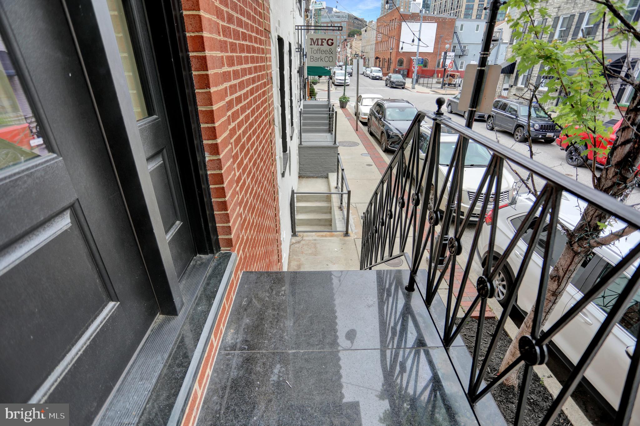 LITTLE ITALY - Residential