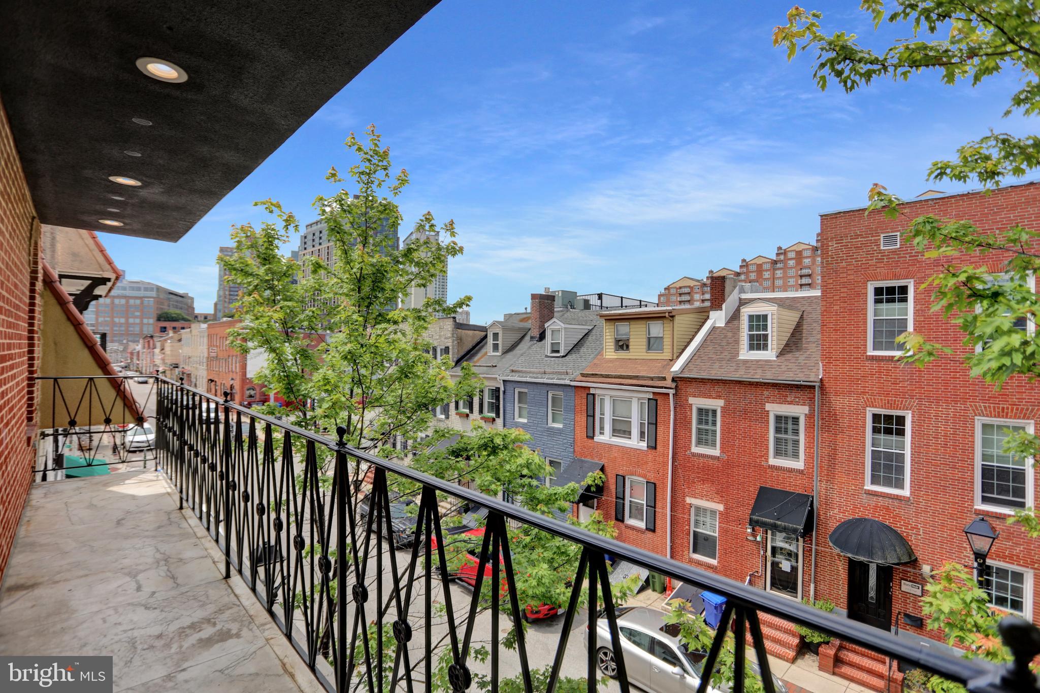 LITTLE ITALY - Residential