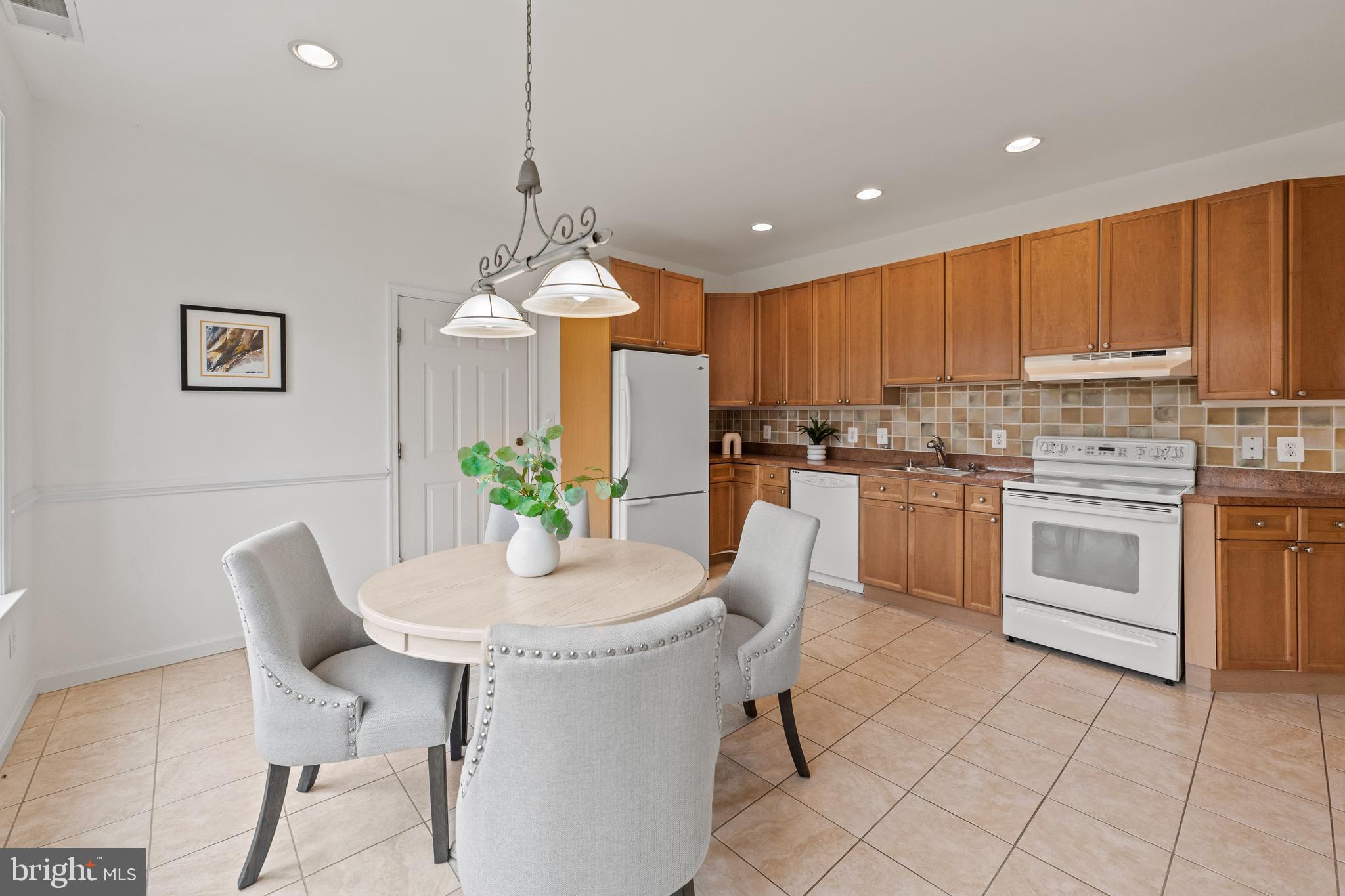 WILLOW OAKS - Residential