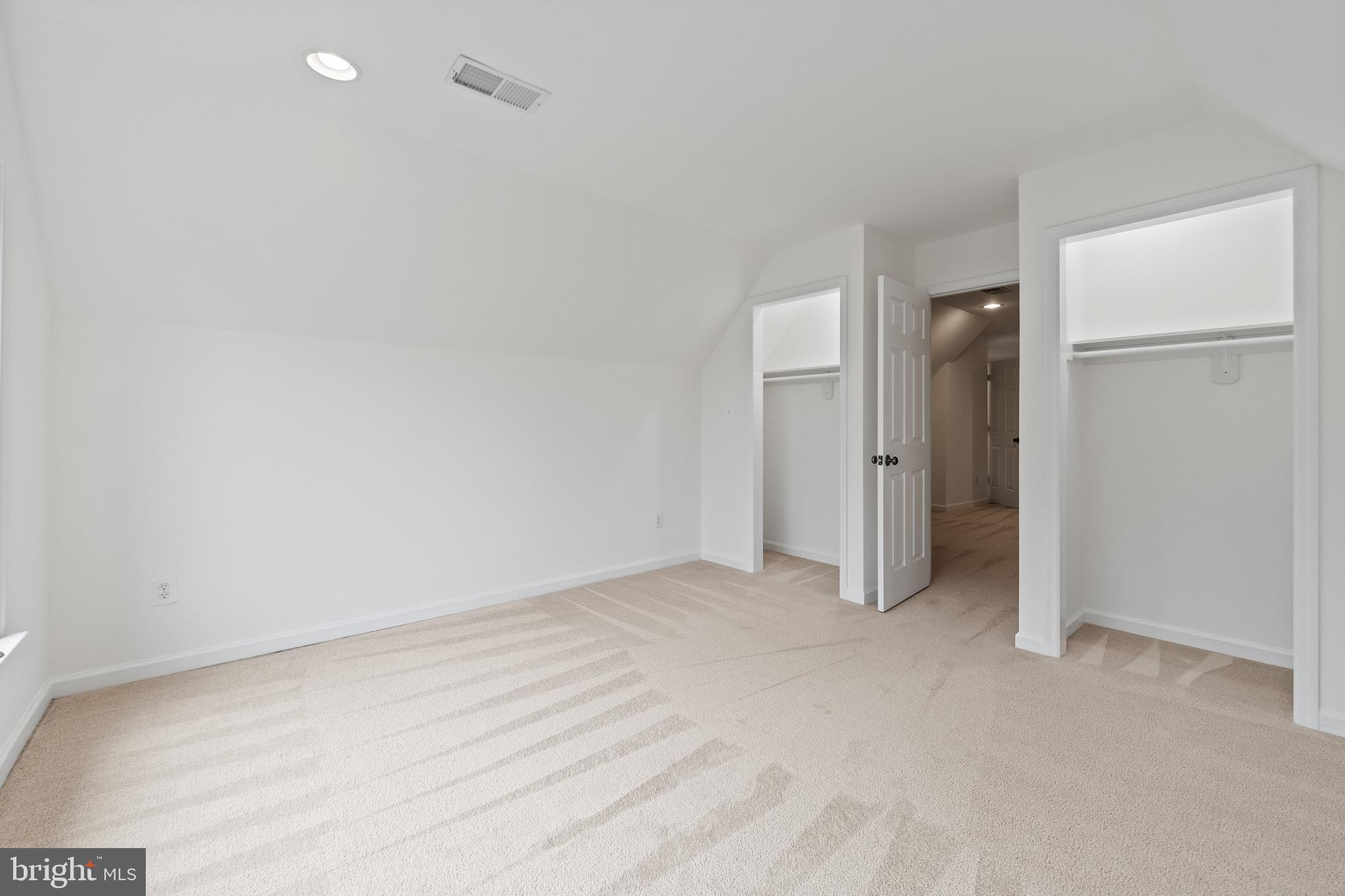 WILLOW OAKS - Residential