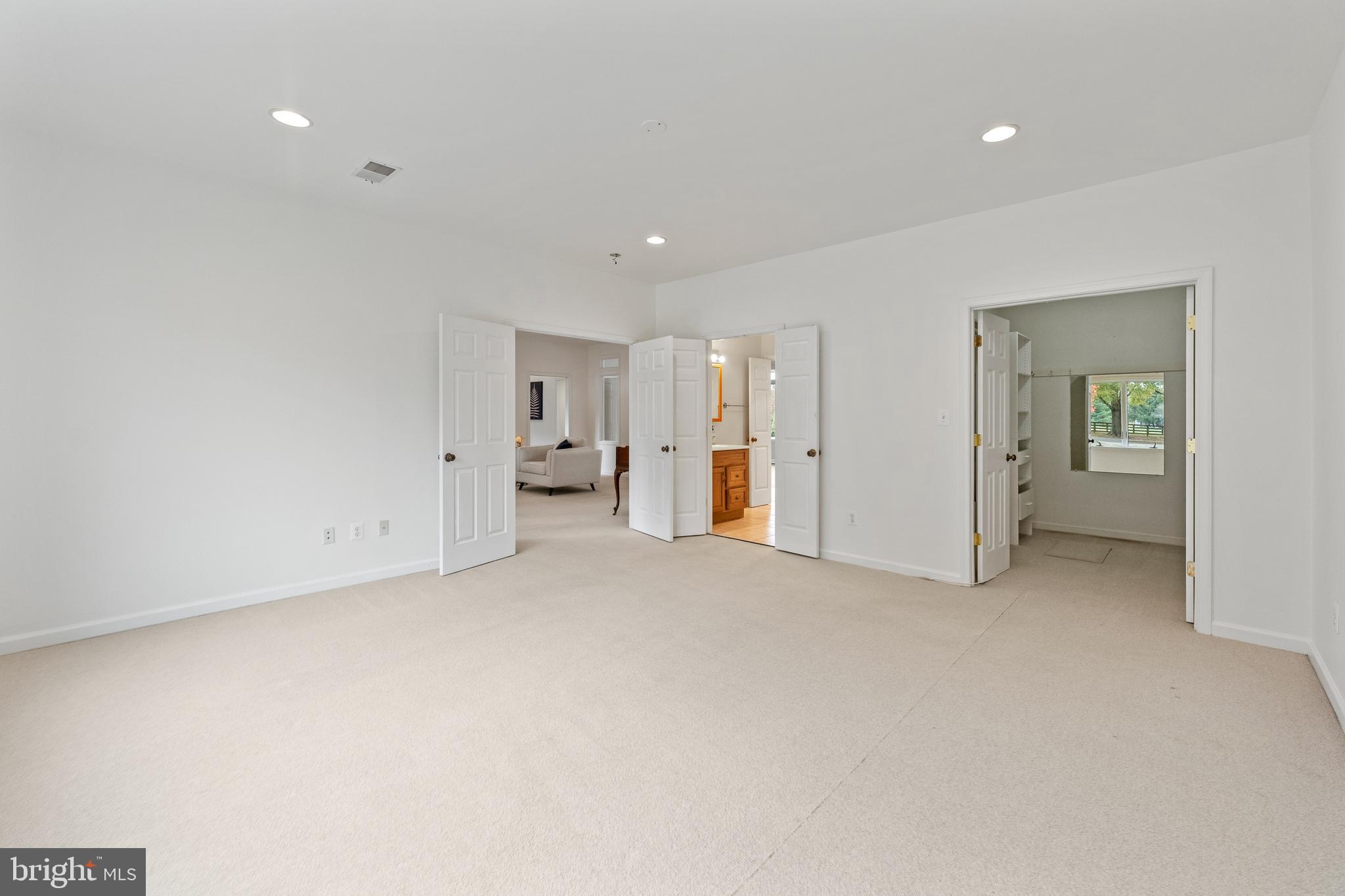 WILLOW OAKS - Residential