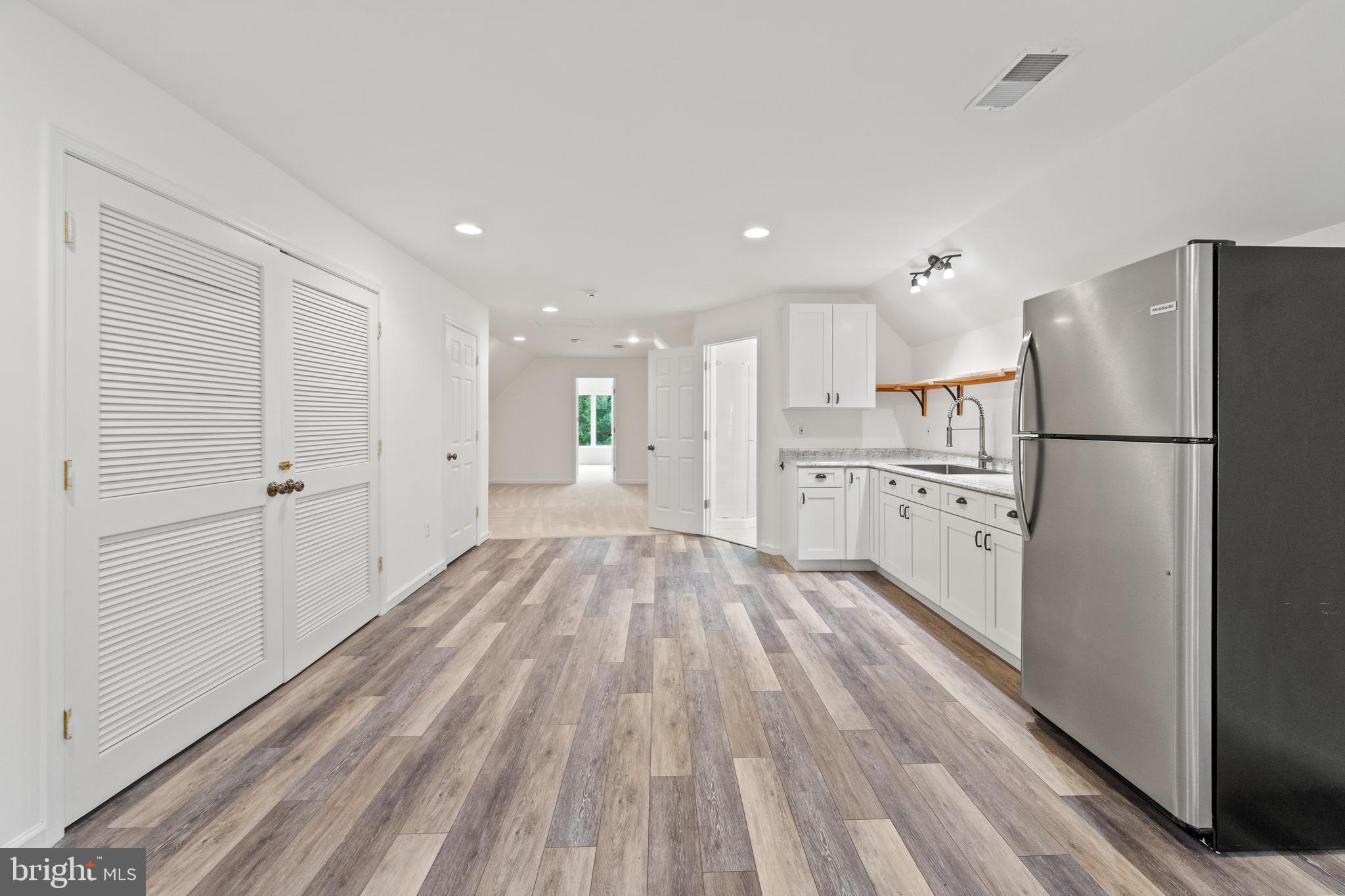 WILLOW OAKS - Residential