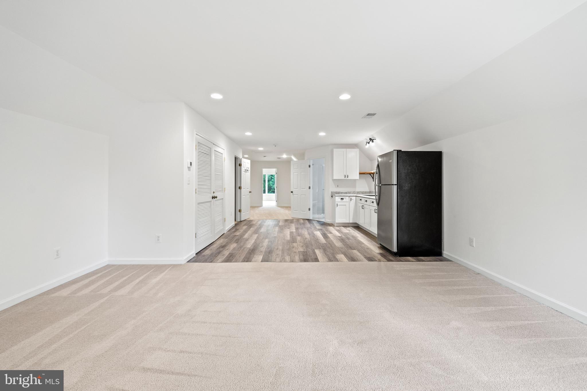 WILLOW OAKS - Residential