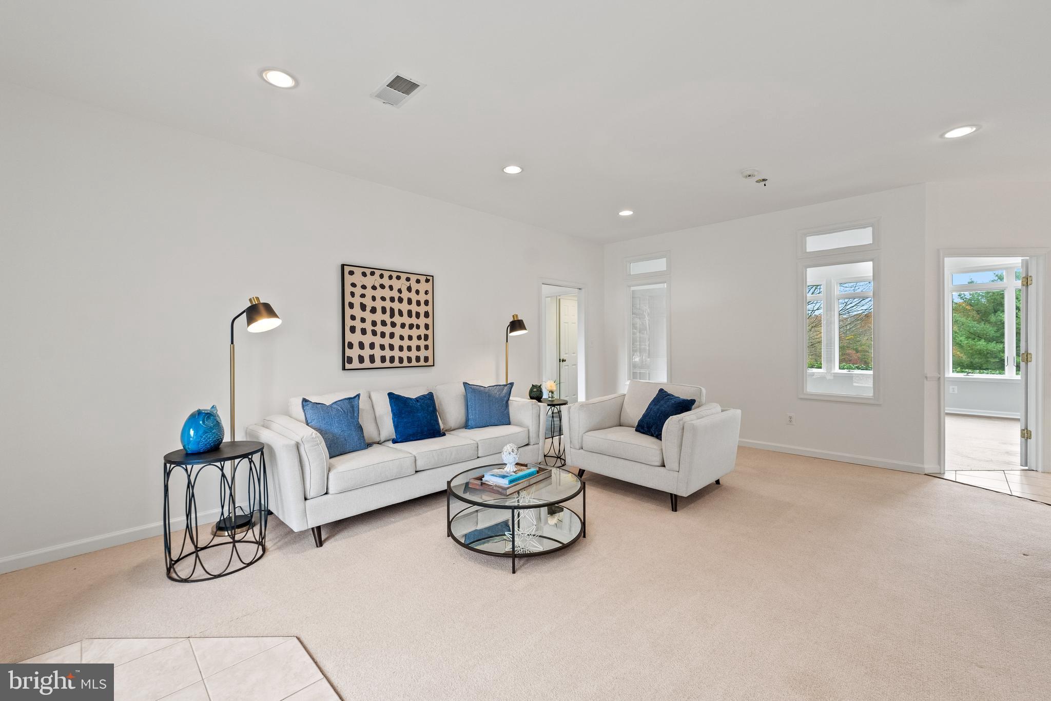 WILLOW OAKS - Residential