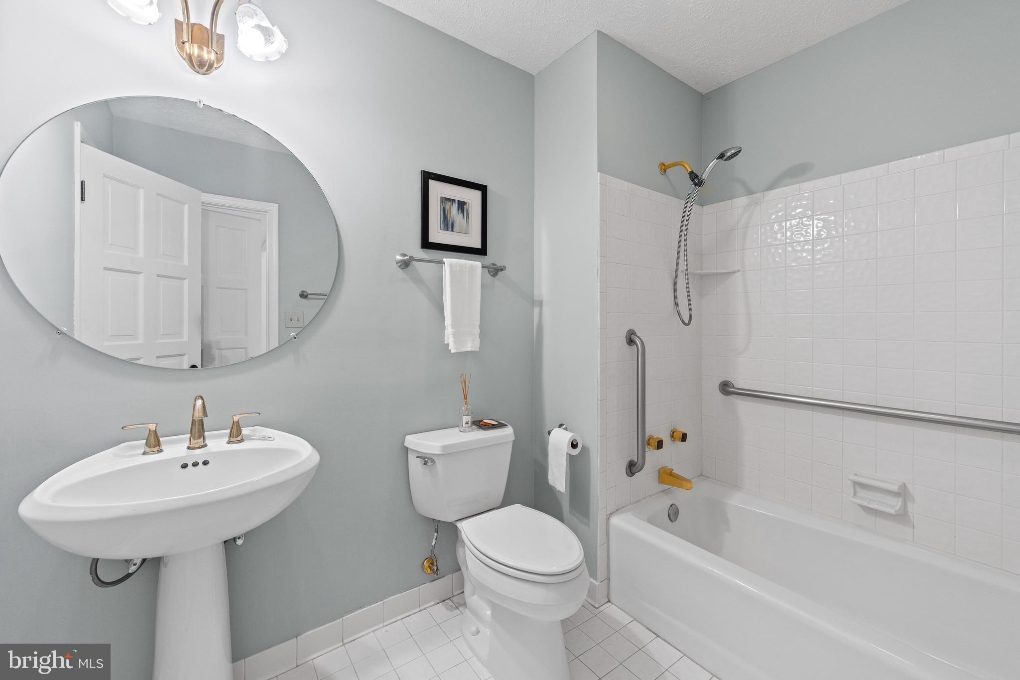 WILLOW OAKS - Residential