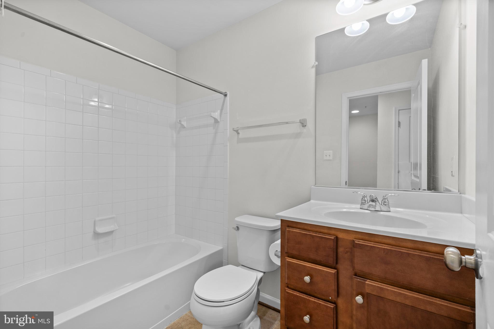 EVERGREEN PARK AT WILDEWOOD - Residential Lease