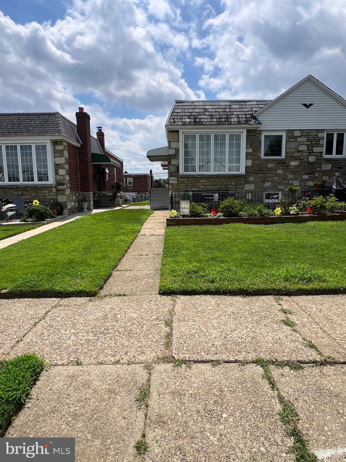 FOX CHASE - Residential