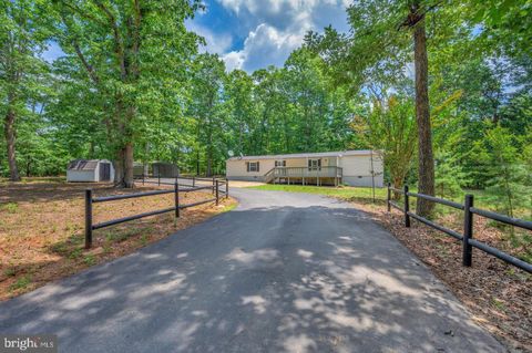 7449 LAKEWOOD LANE SPOTSYLVANIA VA 22551