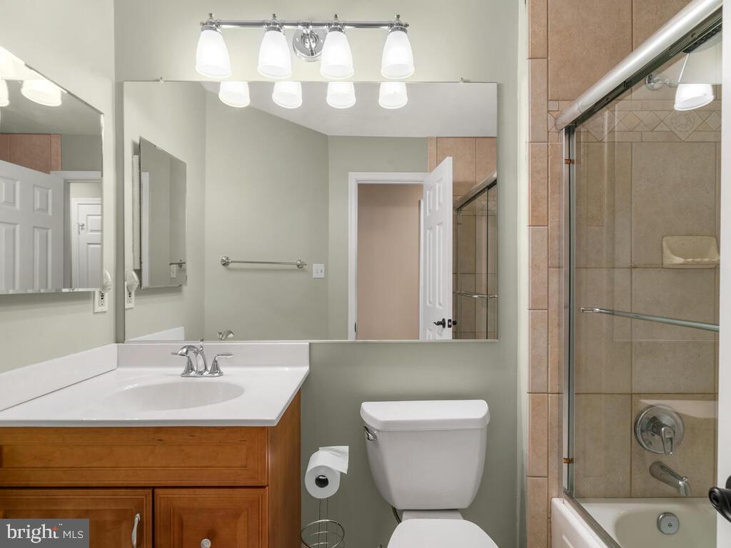 HALLOWELL - Residential