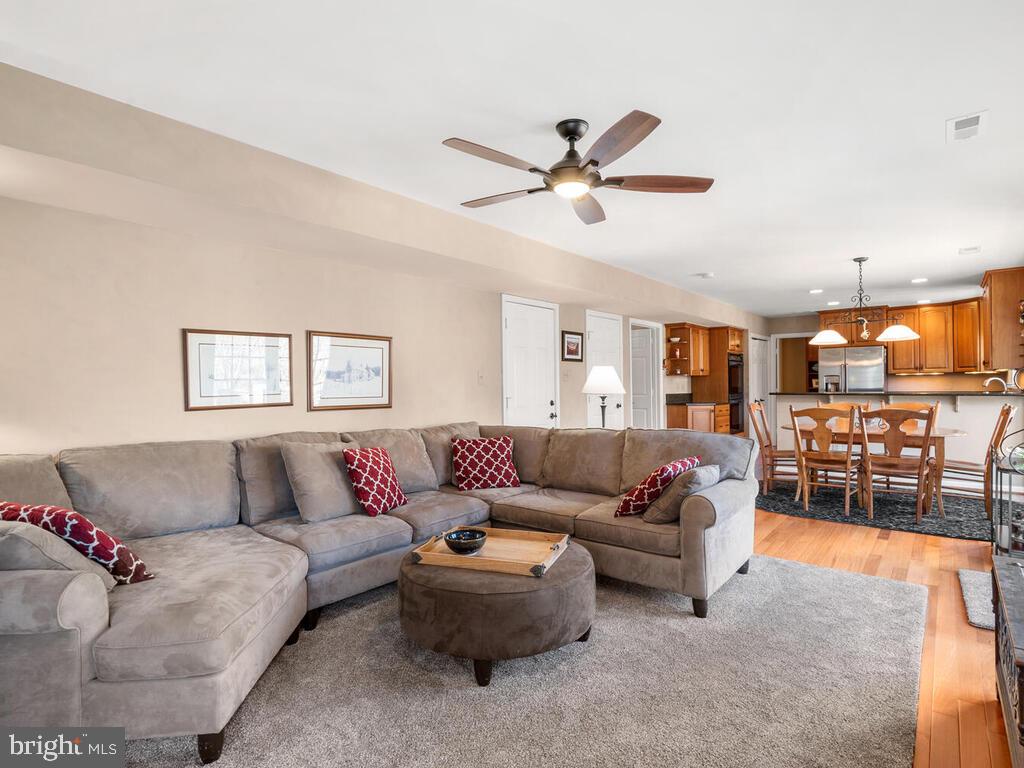 HALLOWELL - Residential