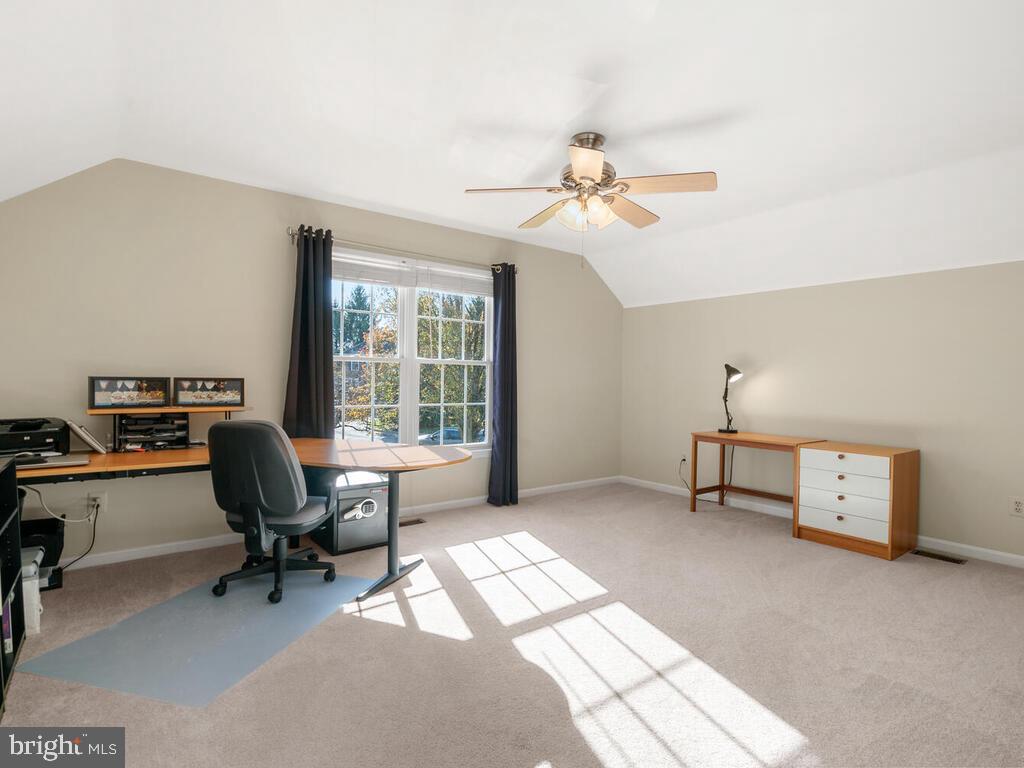 HALLOWELL - Residential