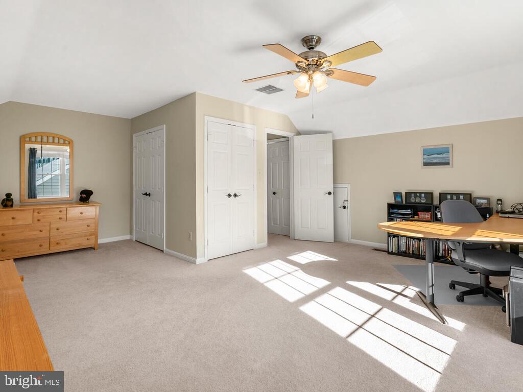 HALLOWELL - Residential