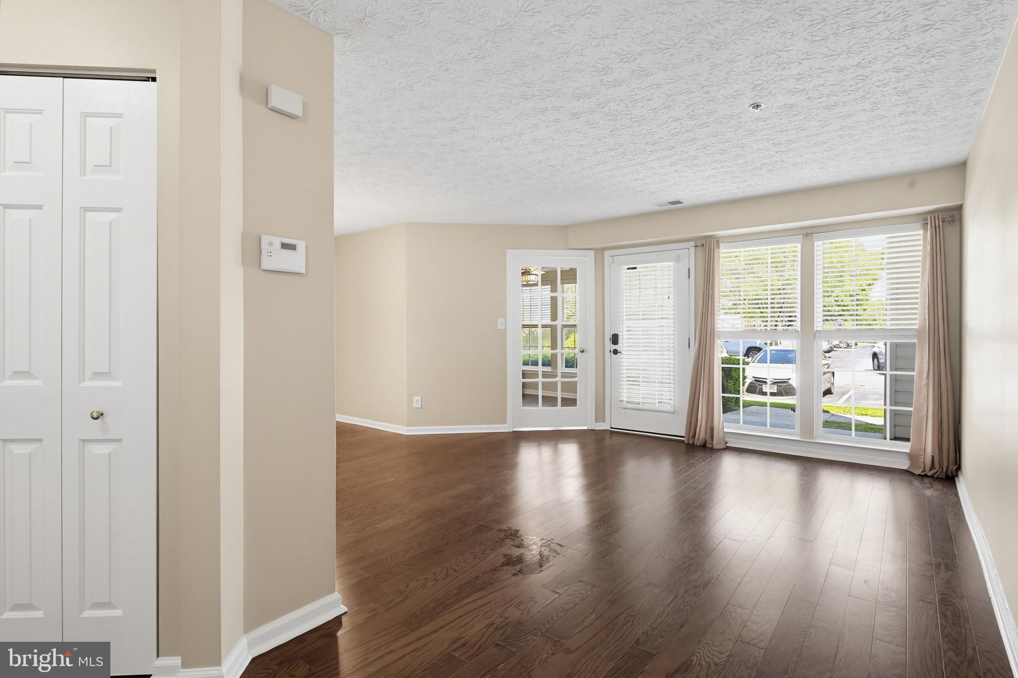 PINEY ORCHARD - Residential