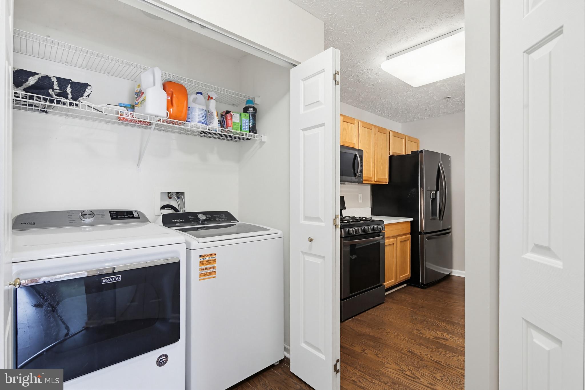 PINEY ORCHARD - Residential