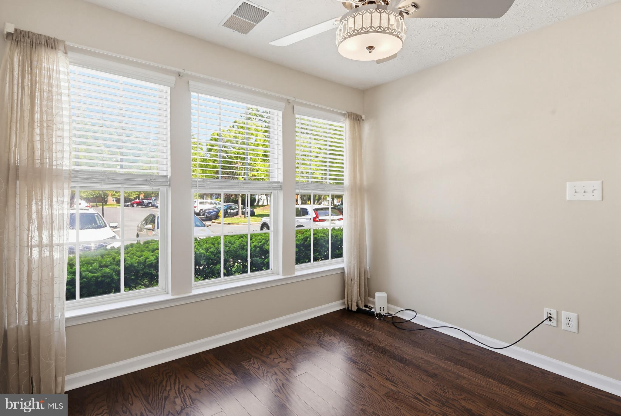 PINEY ORCHARD - Residential