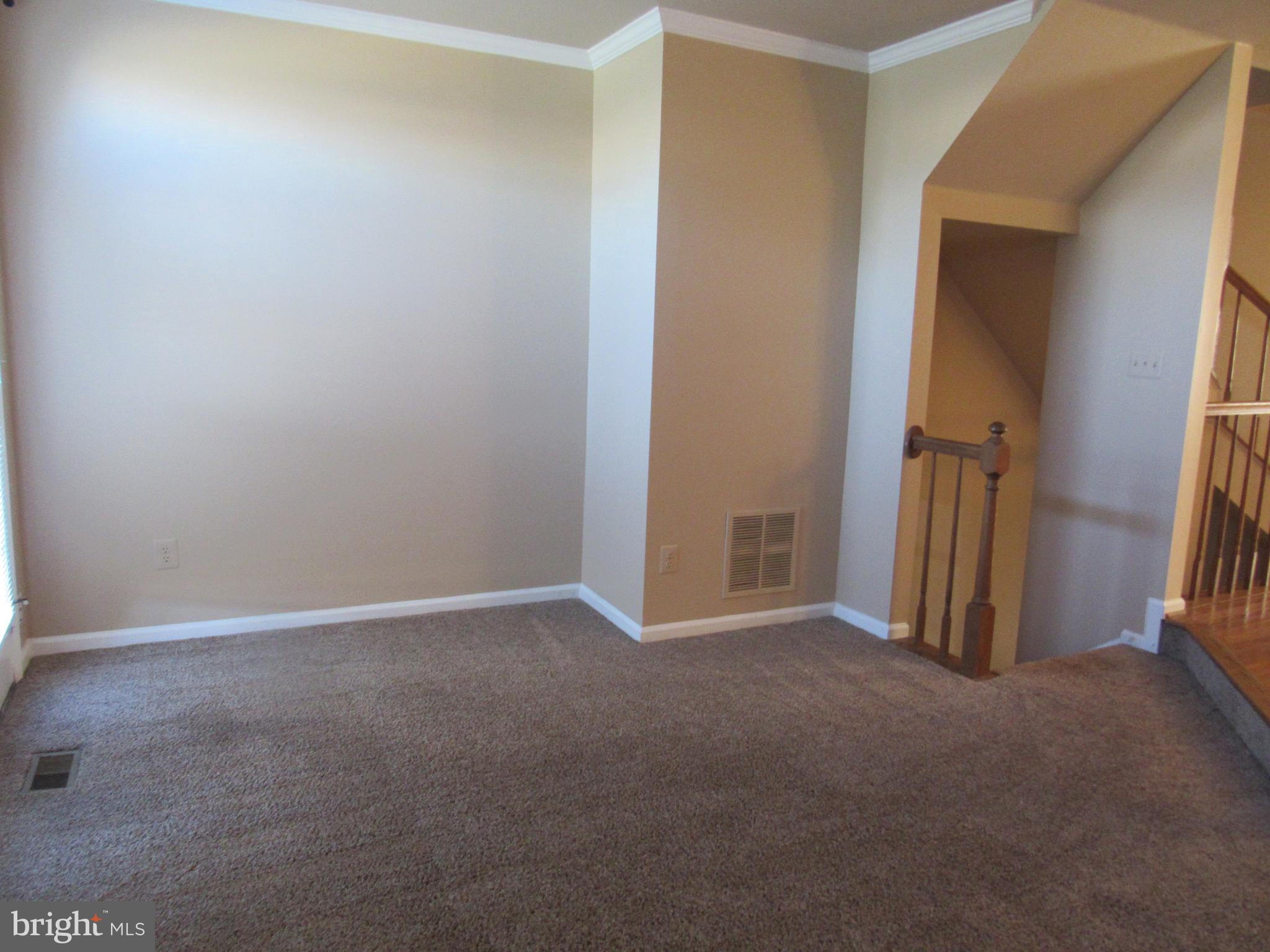 ASHBURN FARM - Residential Lease