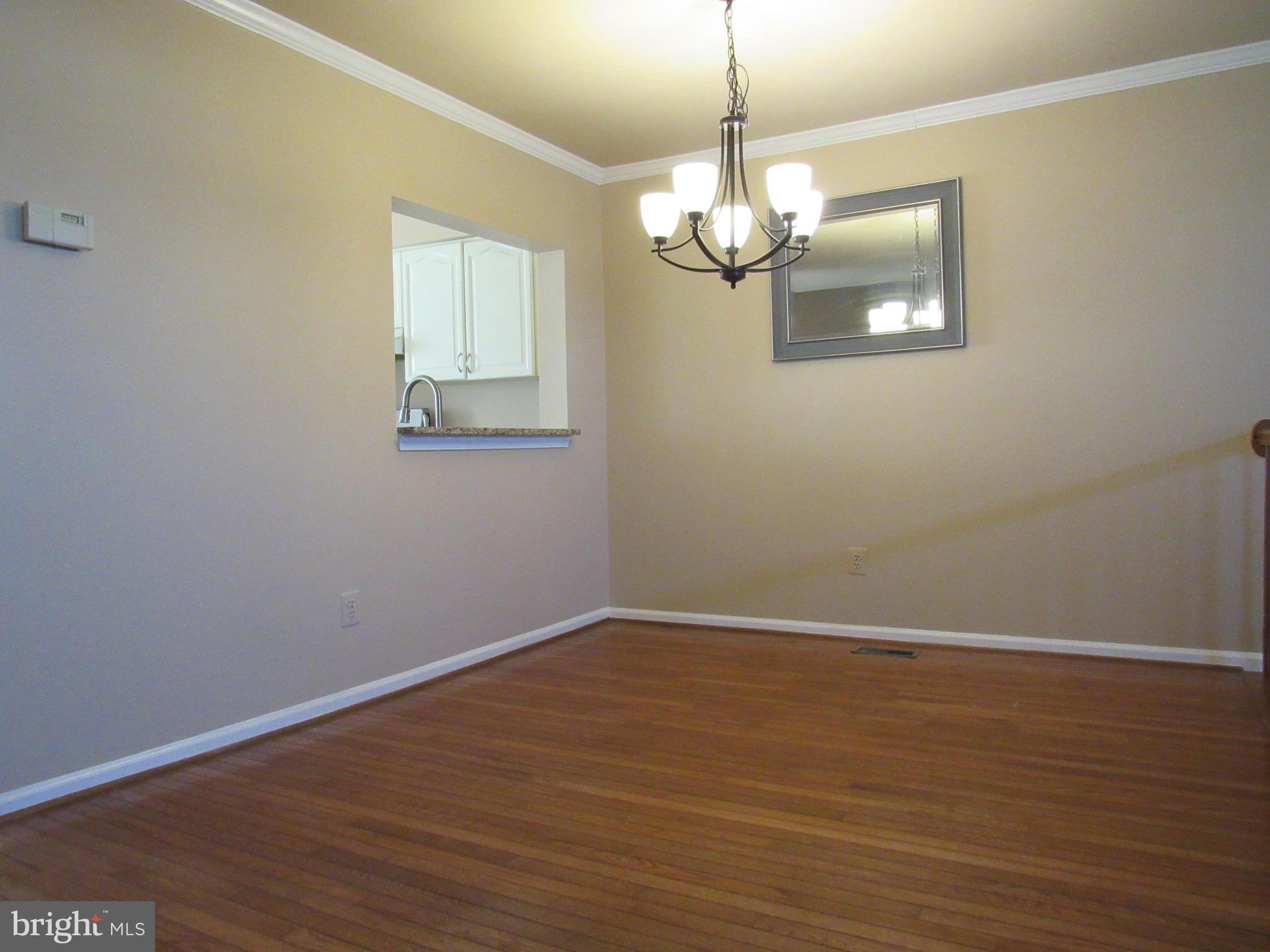 ASHBURN FARM - Residential Lease