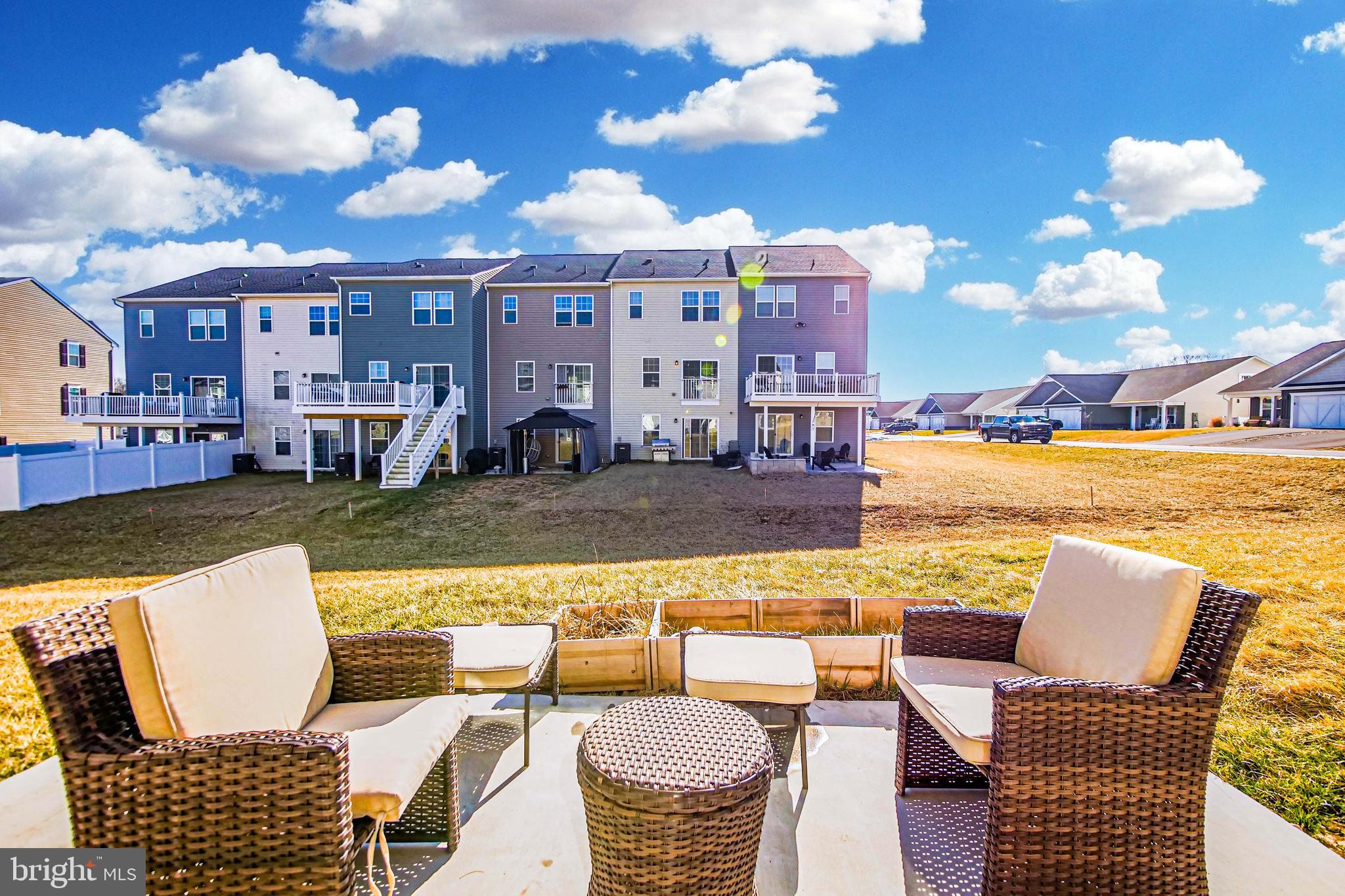 CARDINAL POINTE - Residential