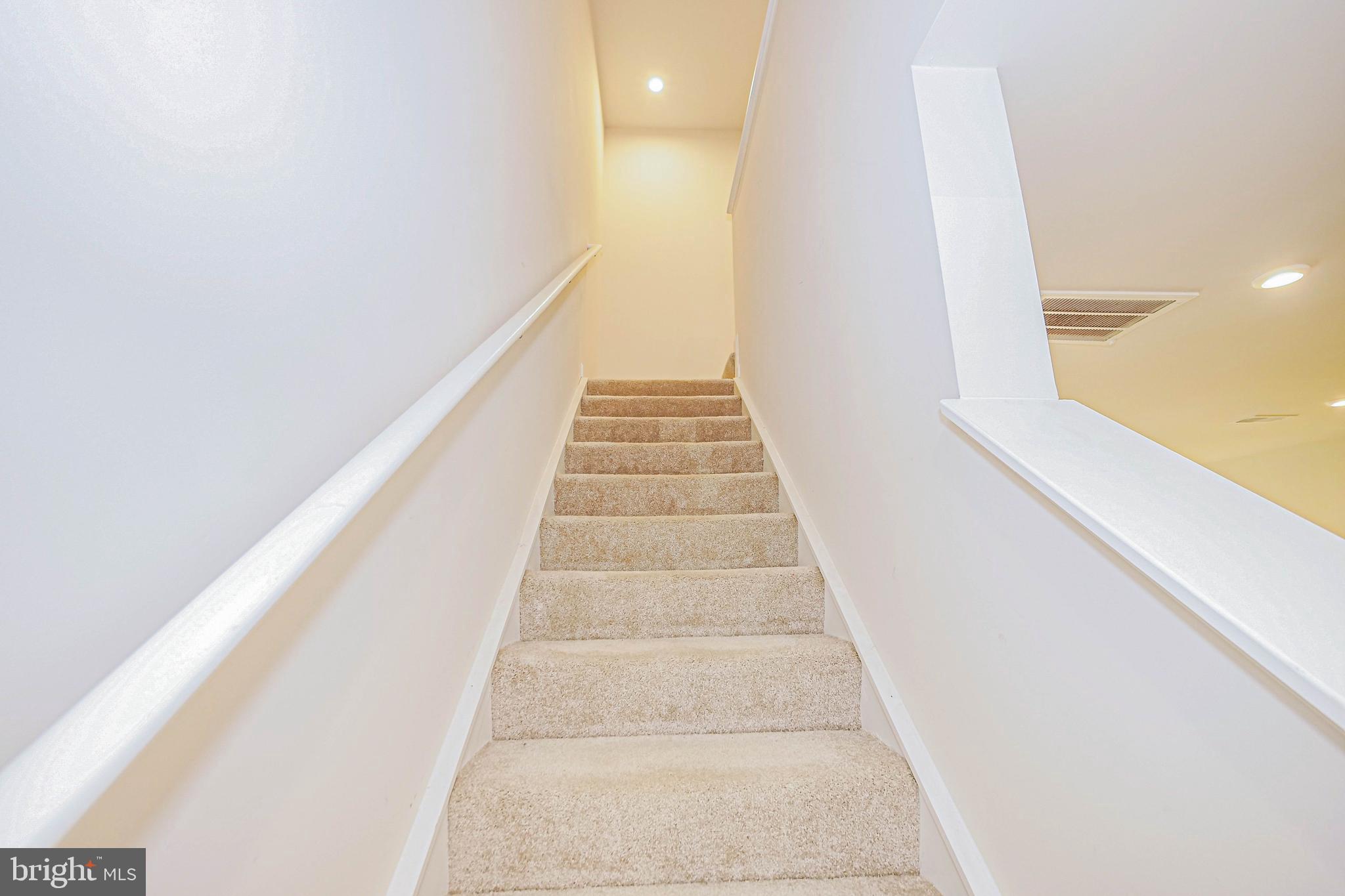 CARDINAL POINTE - Residential