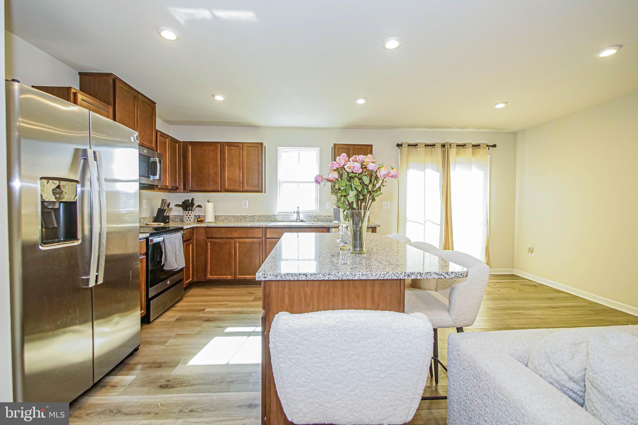 CARDINAL POINTE - Residential