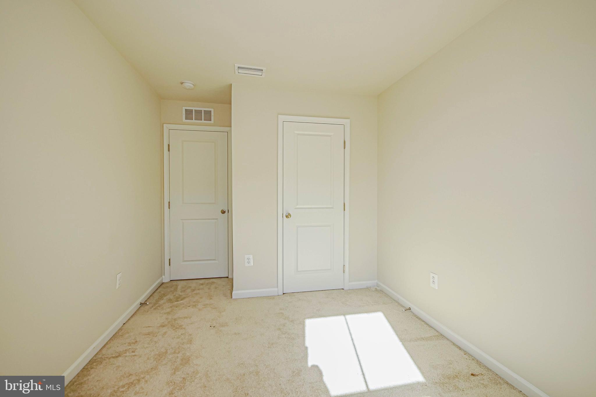 CARDINAL POINTE - Residential