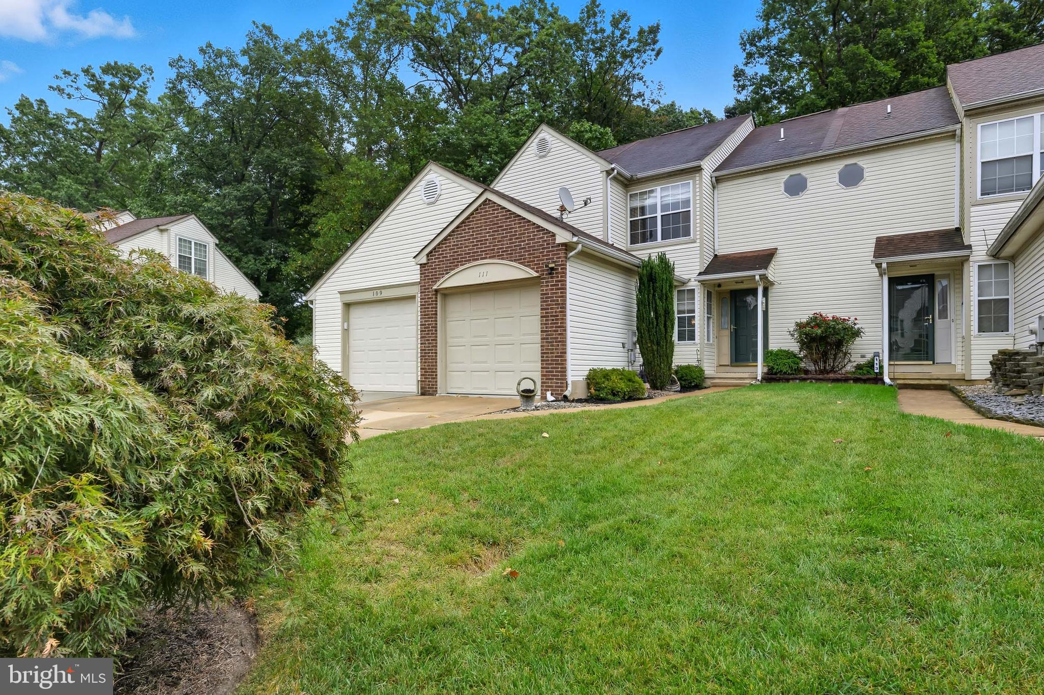 VILLAGE OF BECKS POND - Residential