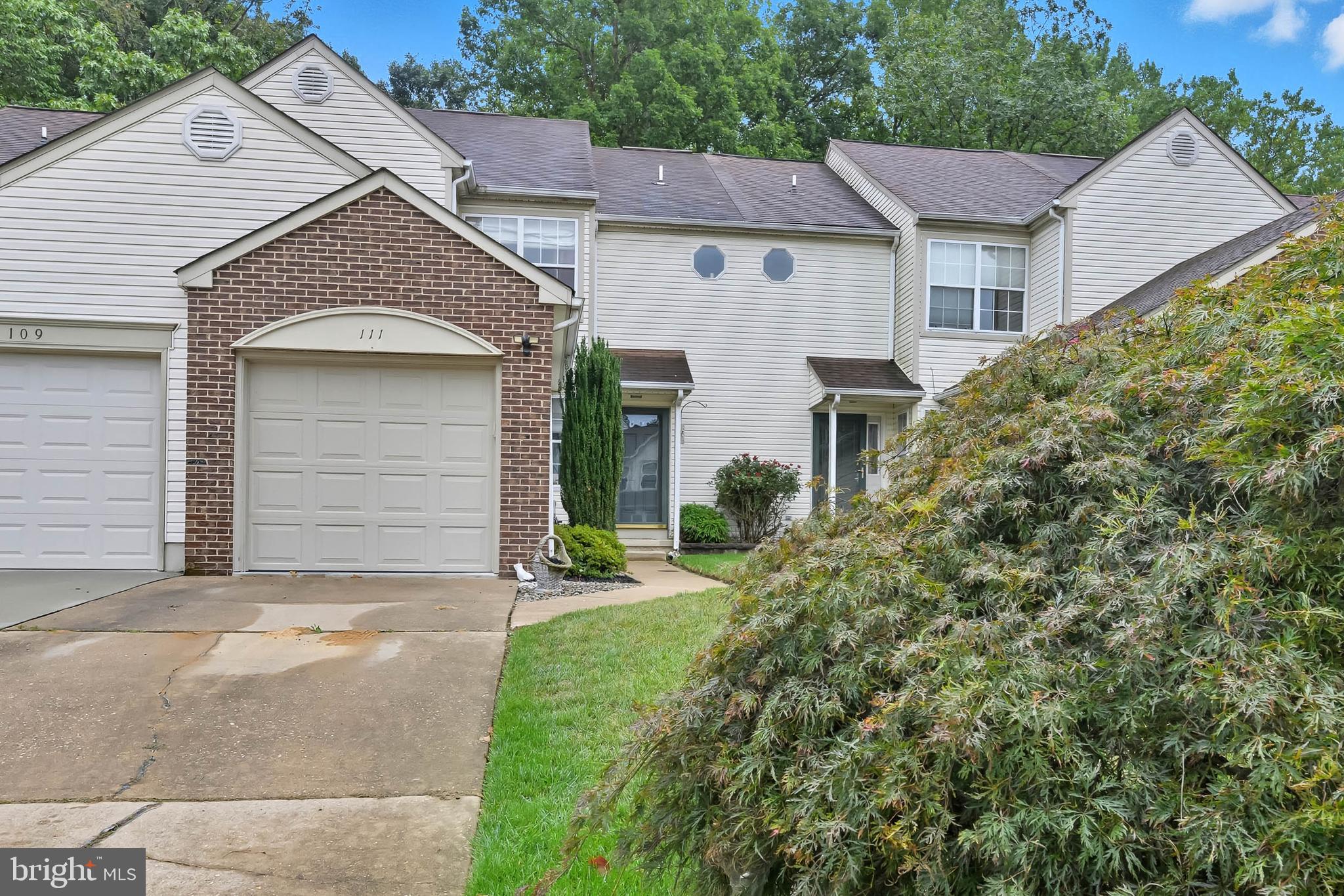 VILLAGE OF BECKS POND - Residential