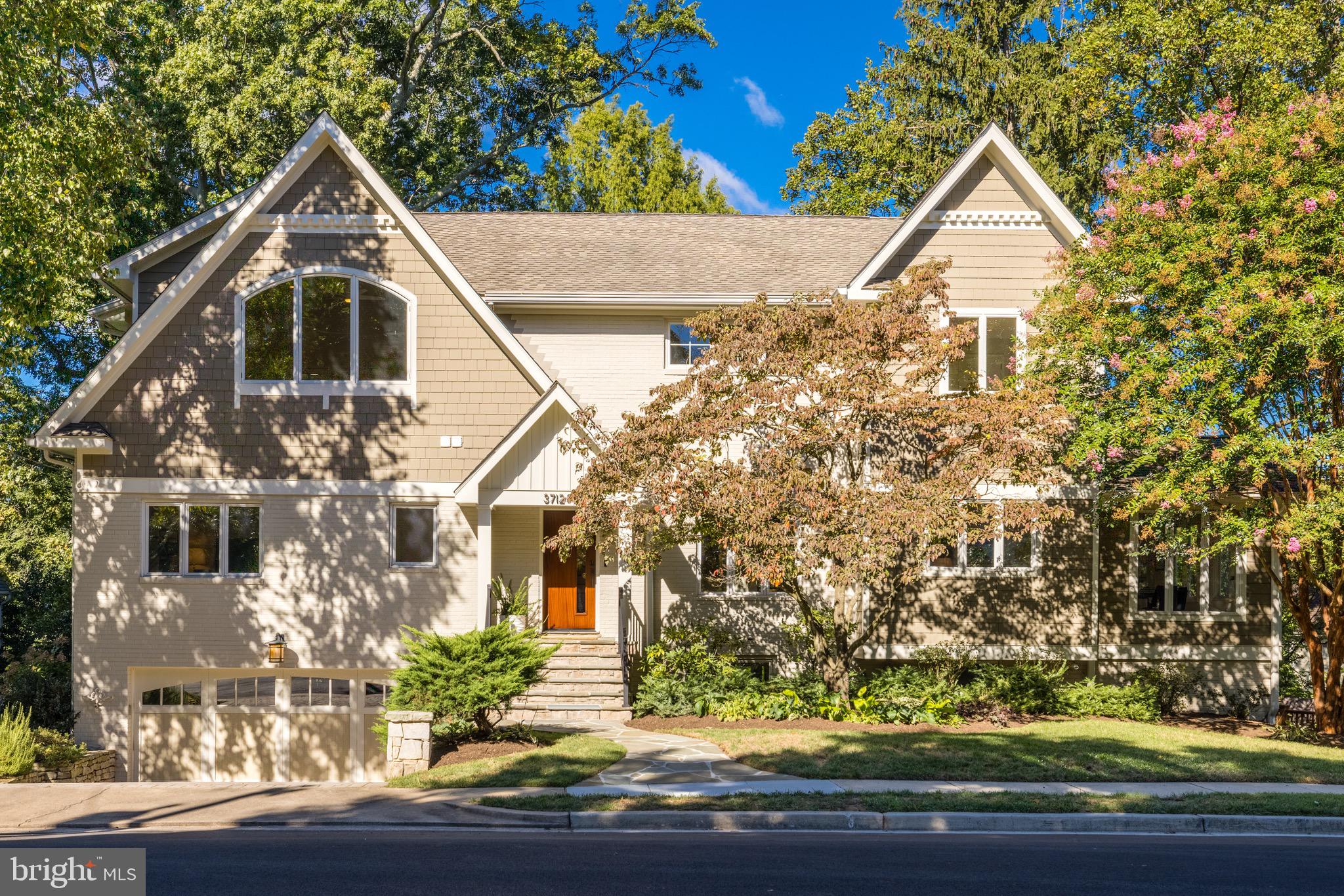 COUNTRY CLUB HILLS - Residential