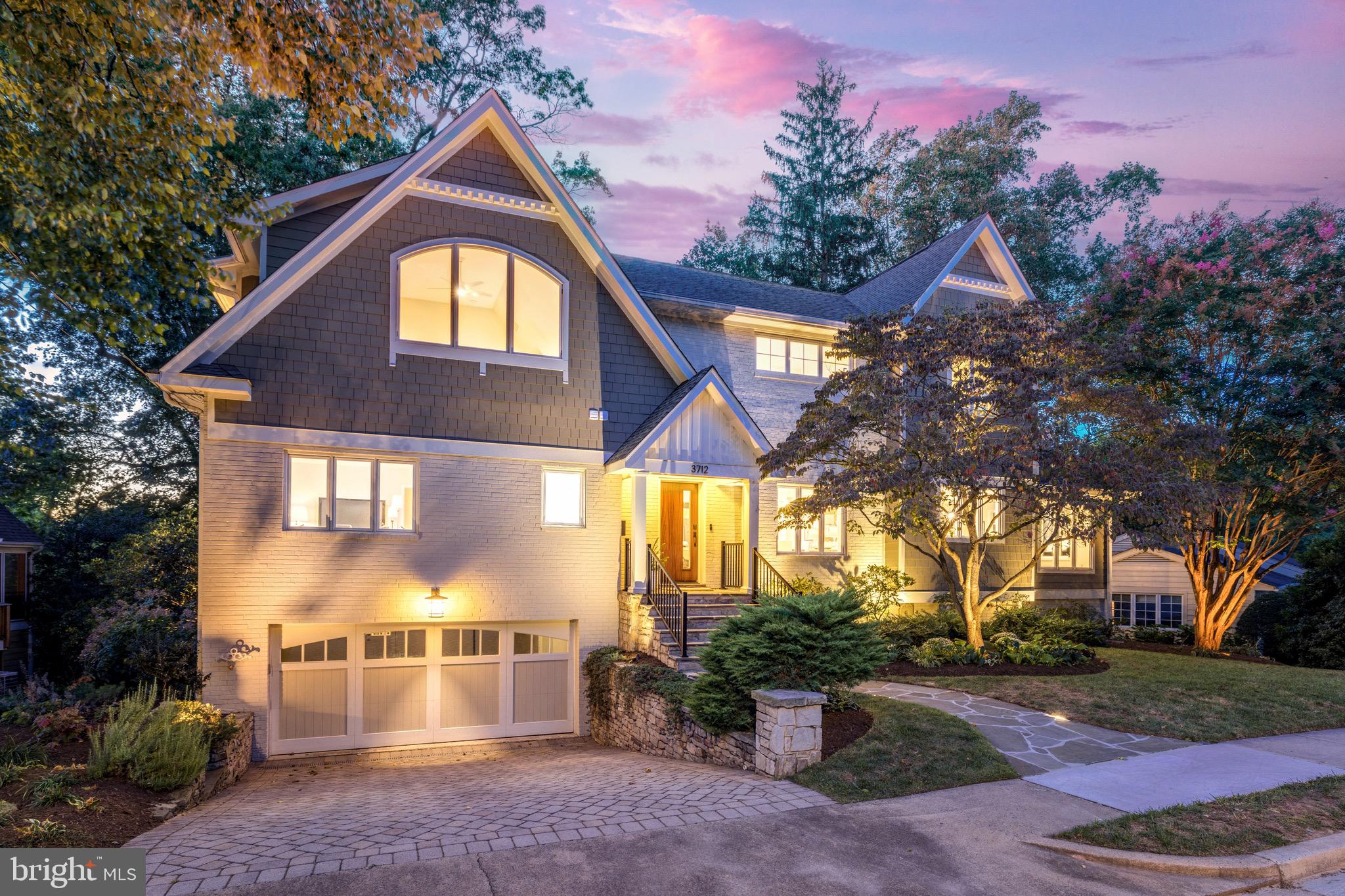 COUNTRY CLUB HILLS - Residential