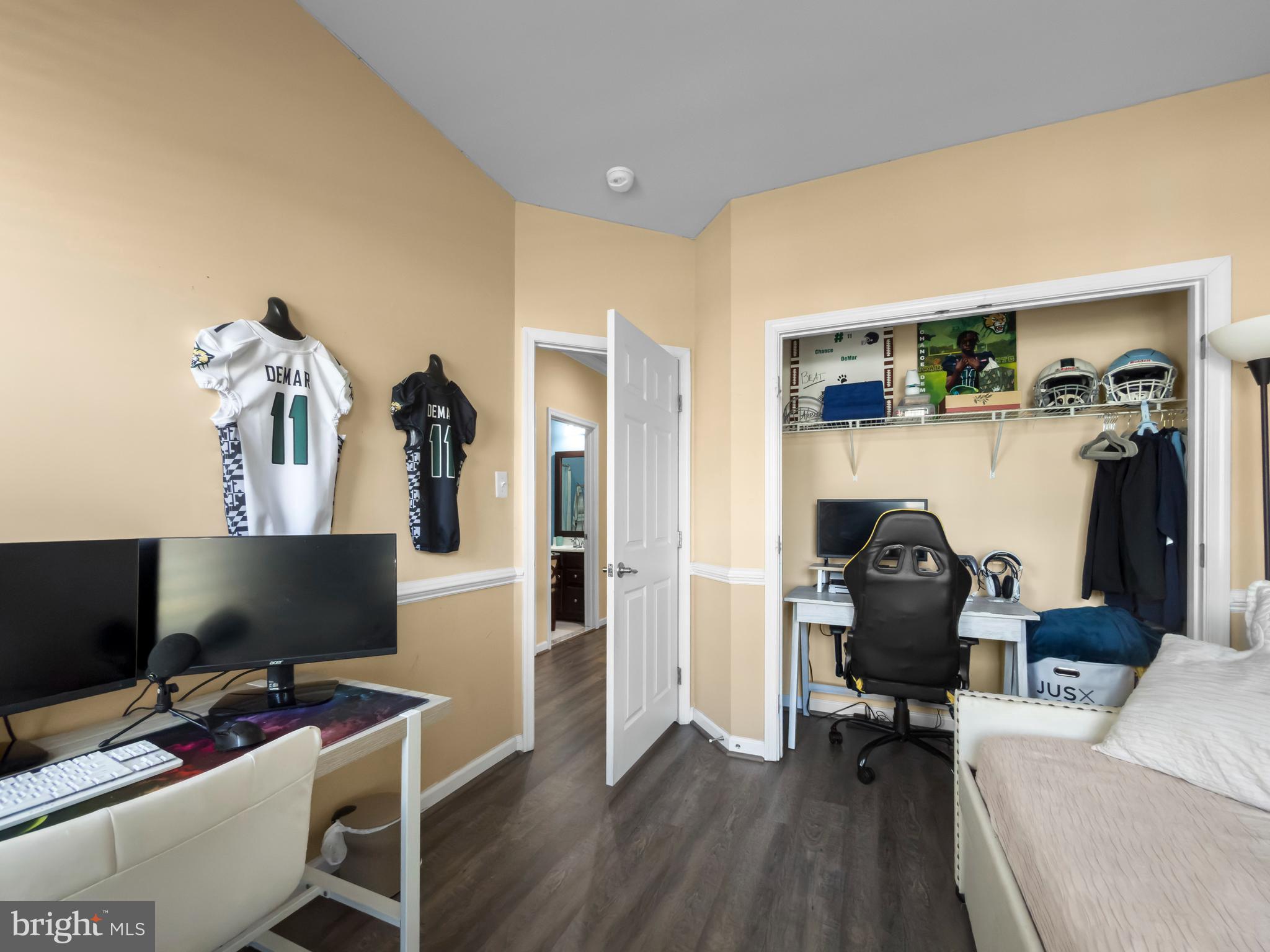 CABIN BRANCH - Residential