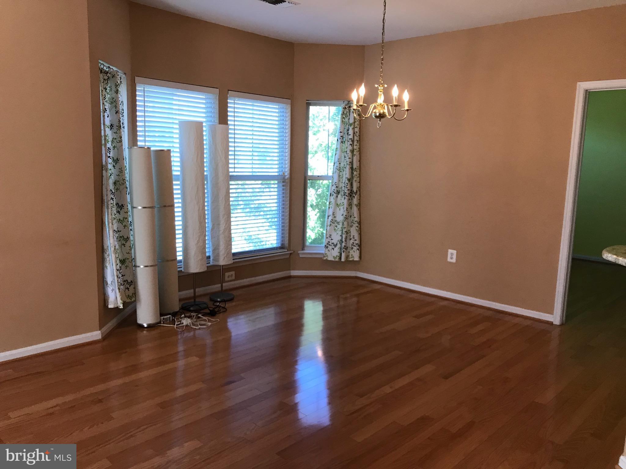 HUNTERS BRANCH - Residential Lease