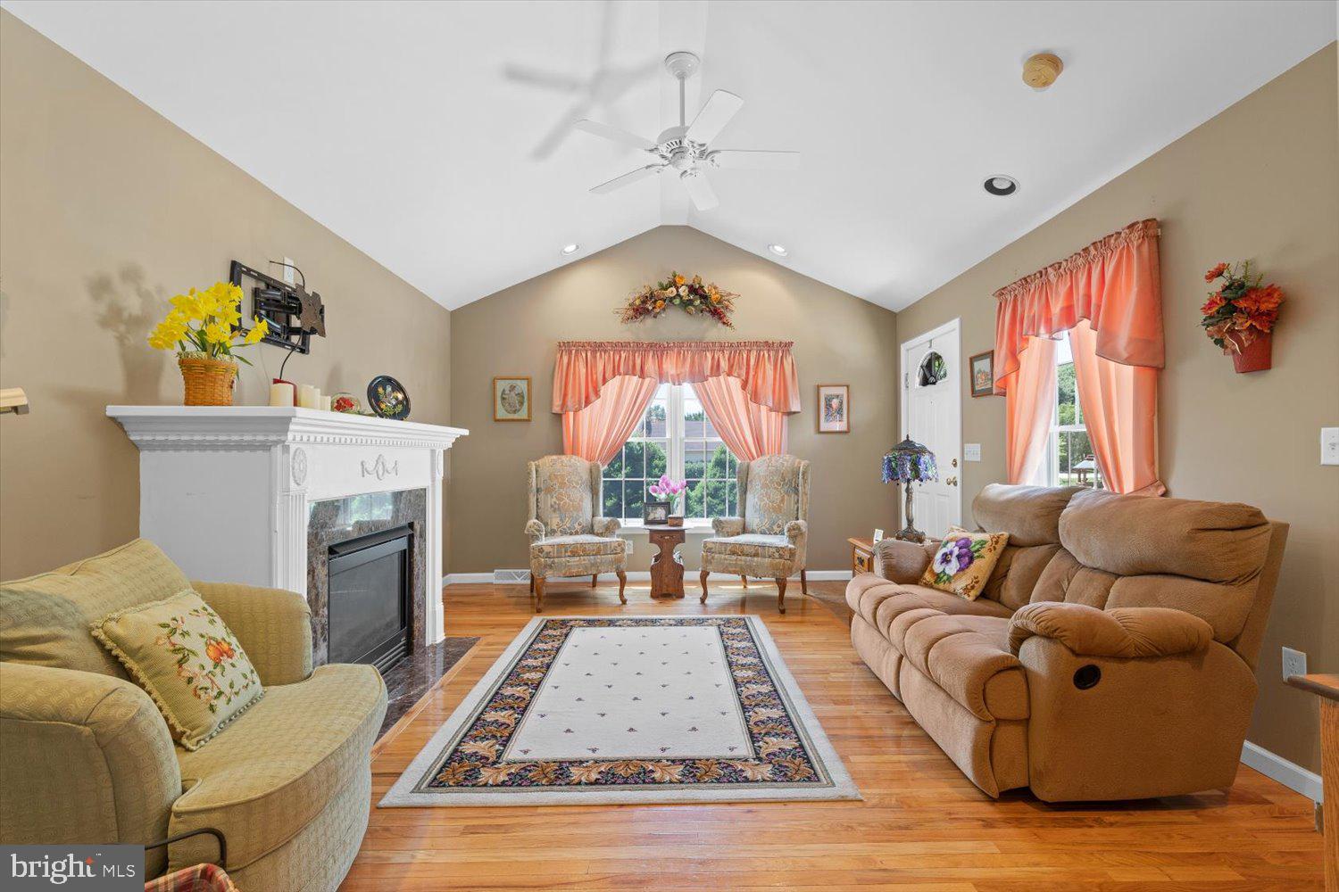 SPRING FORGE - Residential