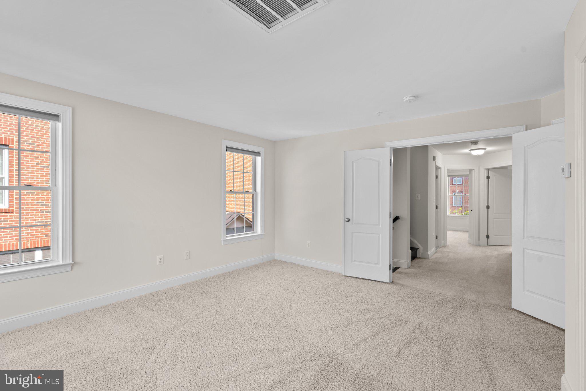 THE ENCLAVE - ARUNDEL PRESERVE - Residential Lease