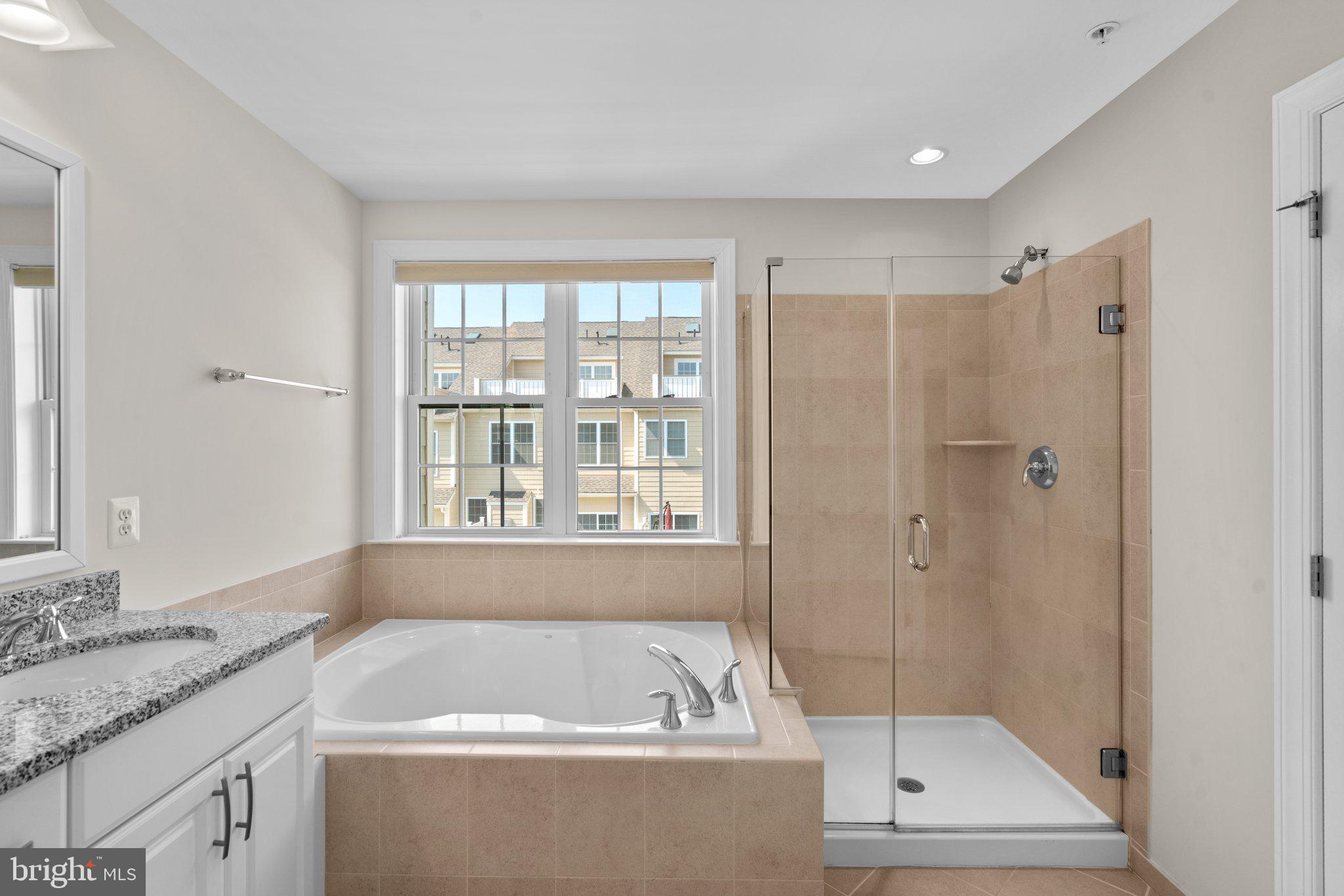 THE ENCLAVE - ARUNDEL PRESERVE - Residential Lease