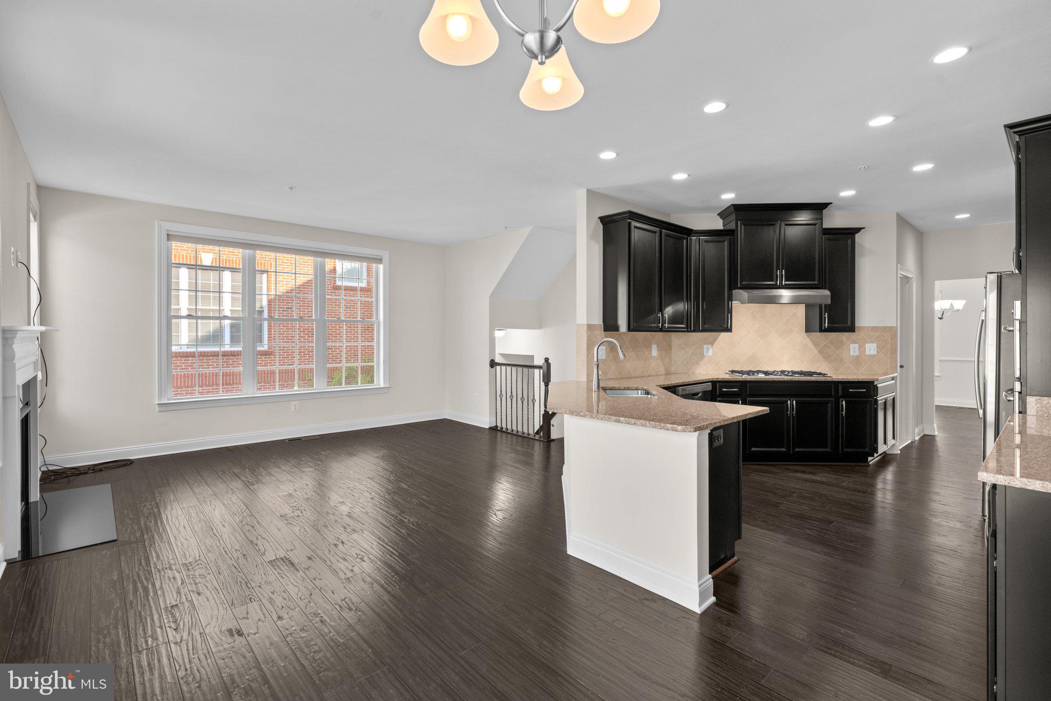 THE ENCLAVE - ARUNDEL PRESERVE - Residential Lease