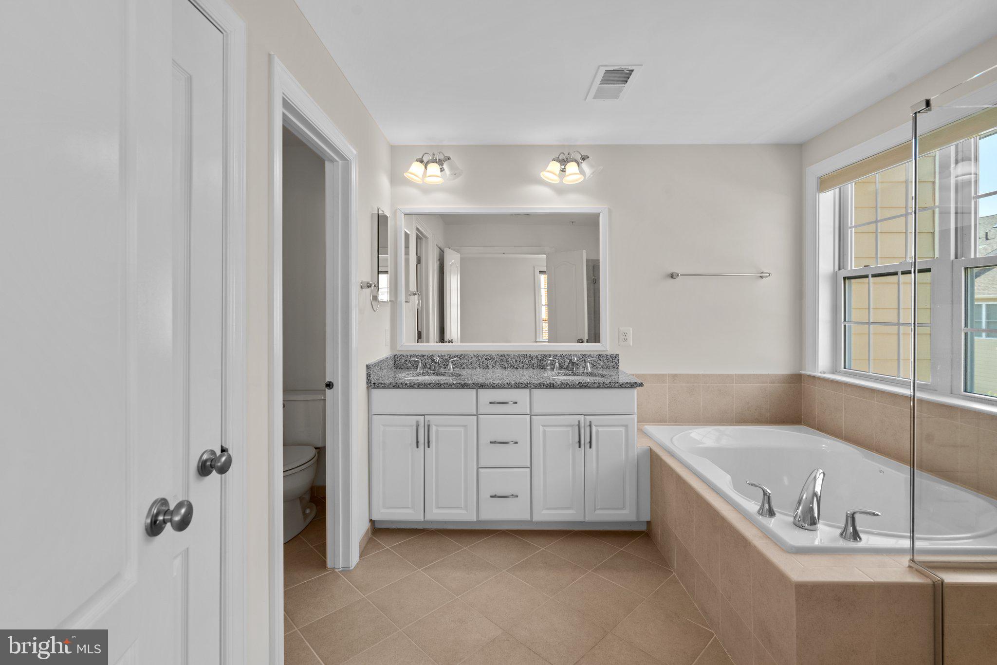 THE ENCLAVE - ARUNDEL PRESERVE - Residential Lease