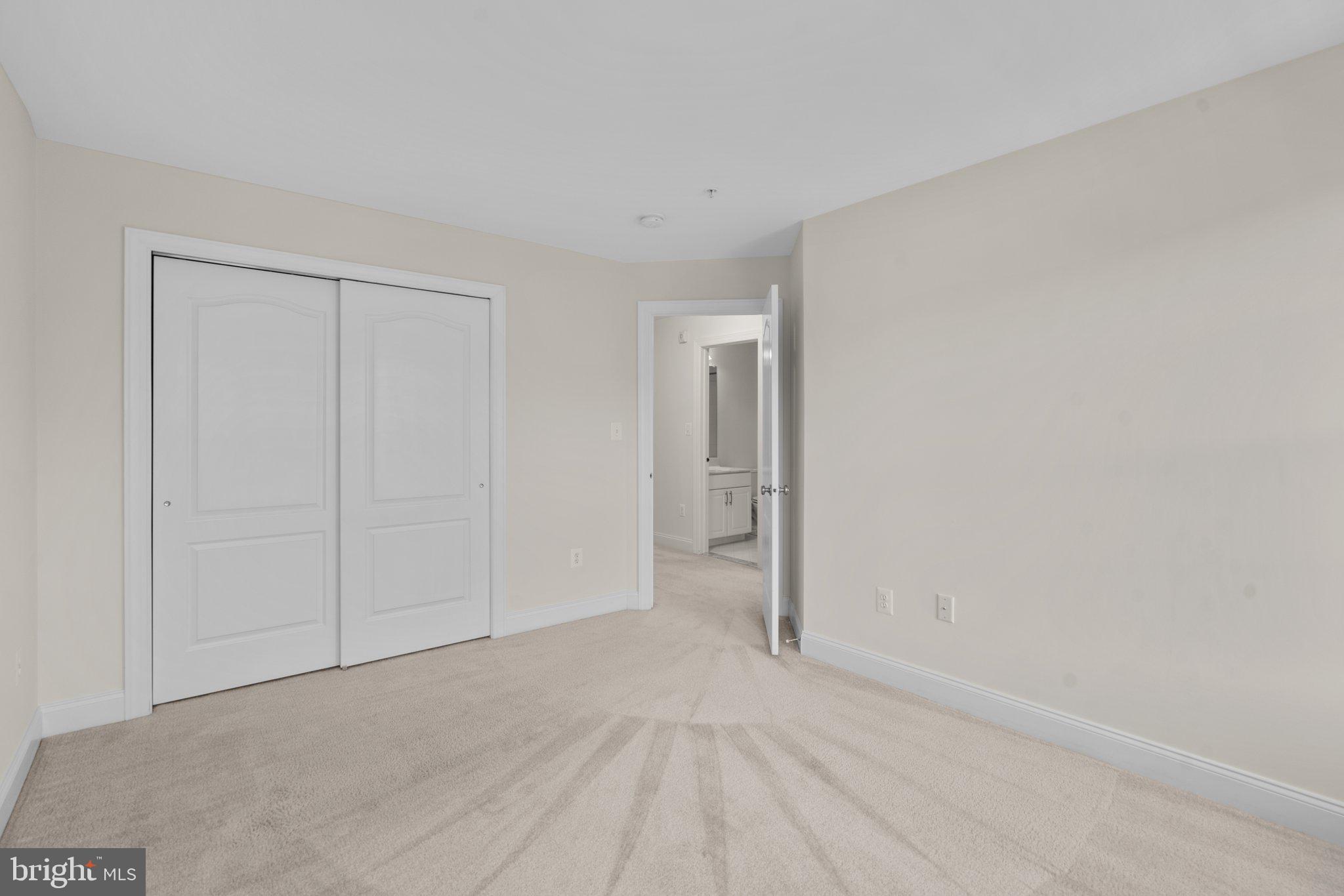 THE ENCLAVE - ARUNDEL PRESERVE - Residential Lease