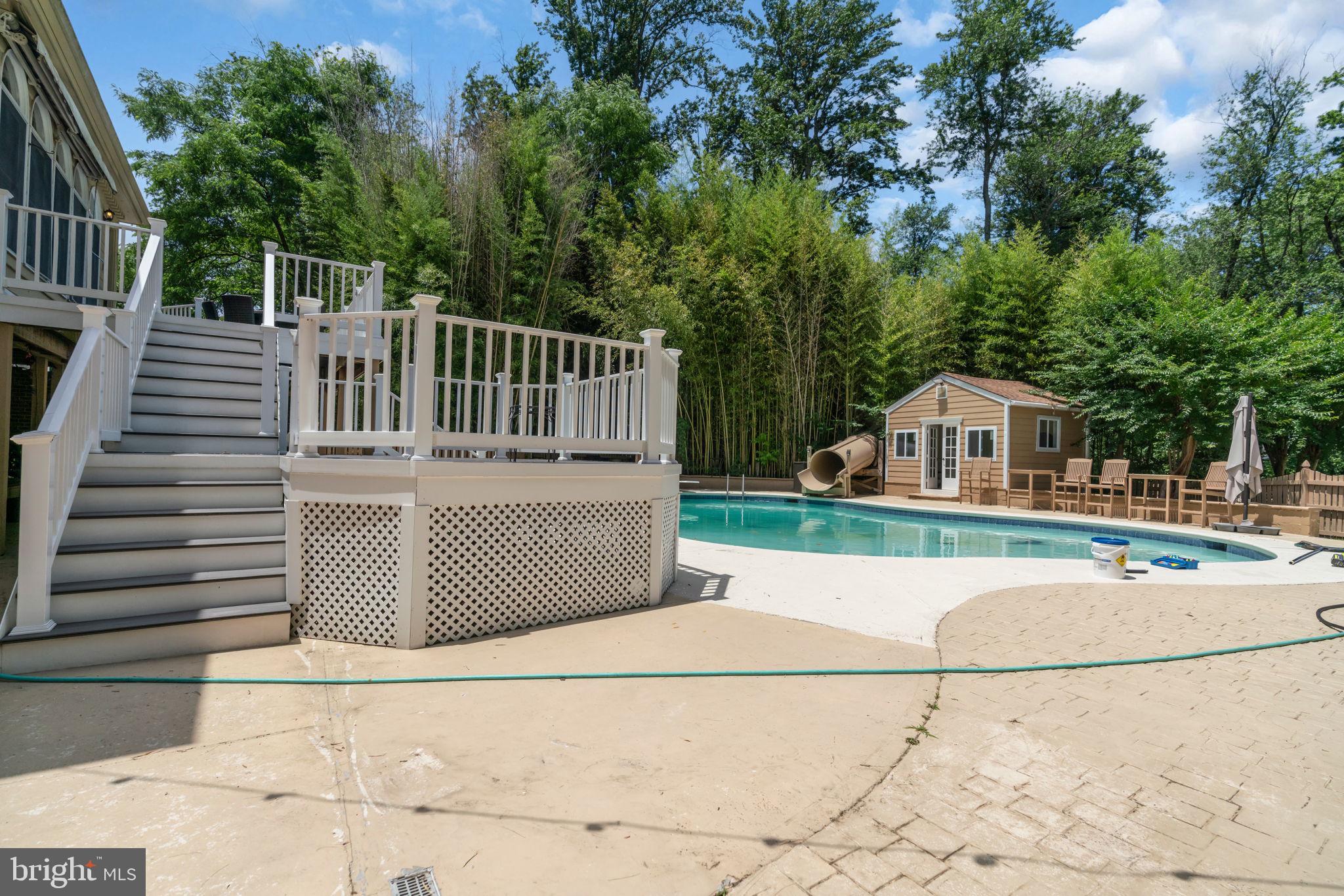 QUAILWOOD - Residential