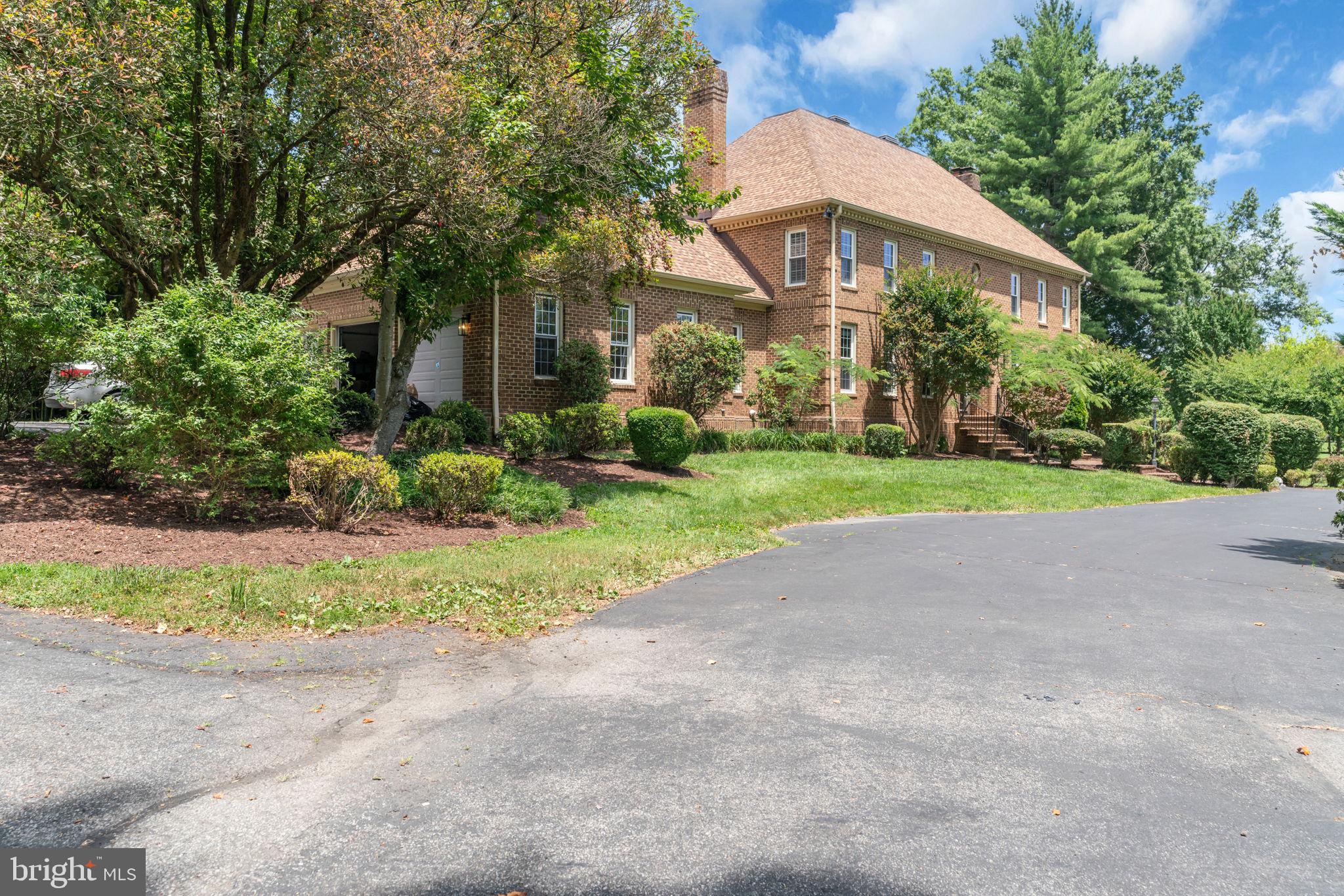 QUAILWOOD - Residential