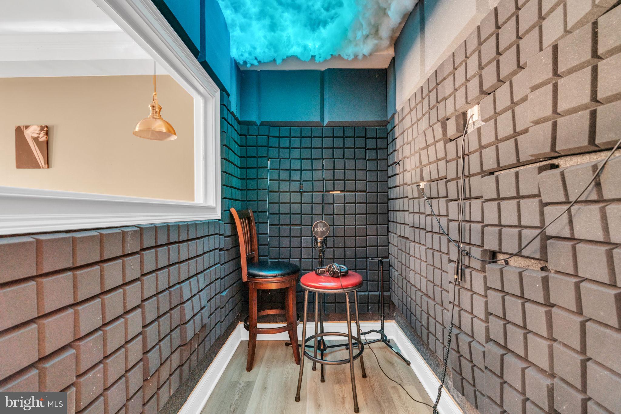 QUAILWOOD - Residential