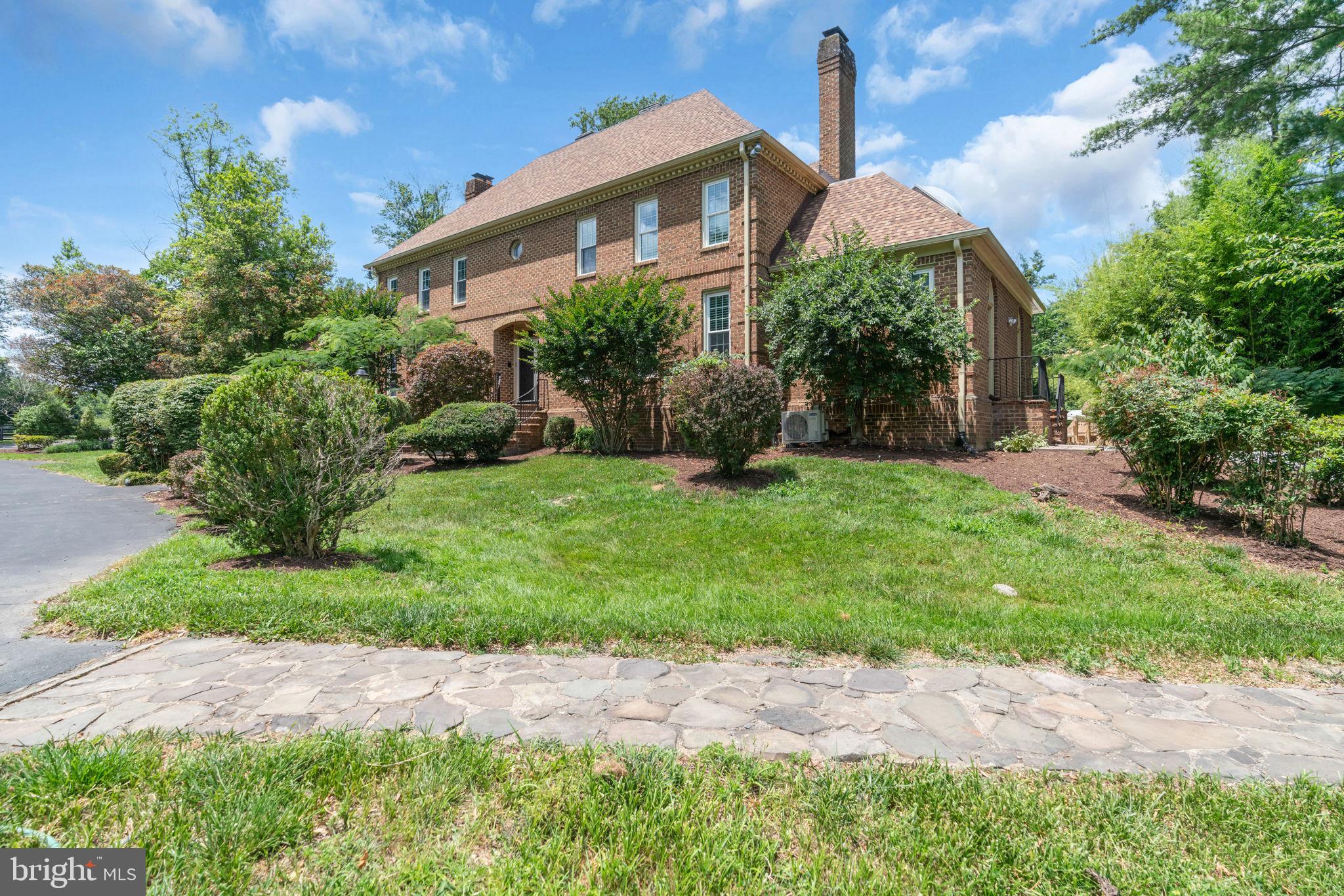 QUAILWOOD - Residential