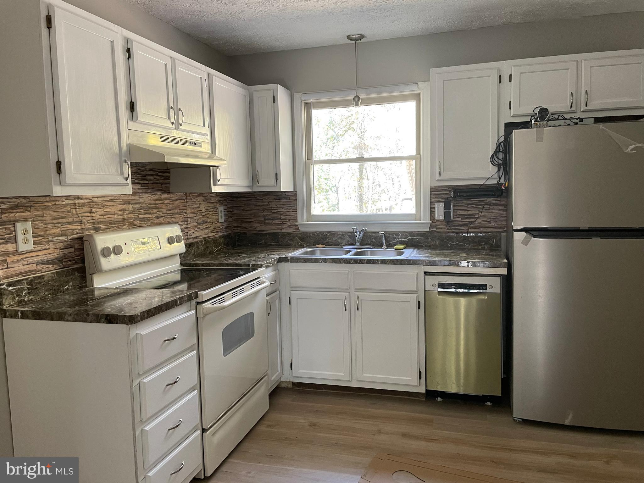 MARBELLA SUB - Residential Lease